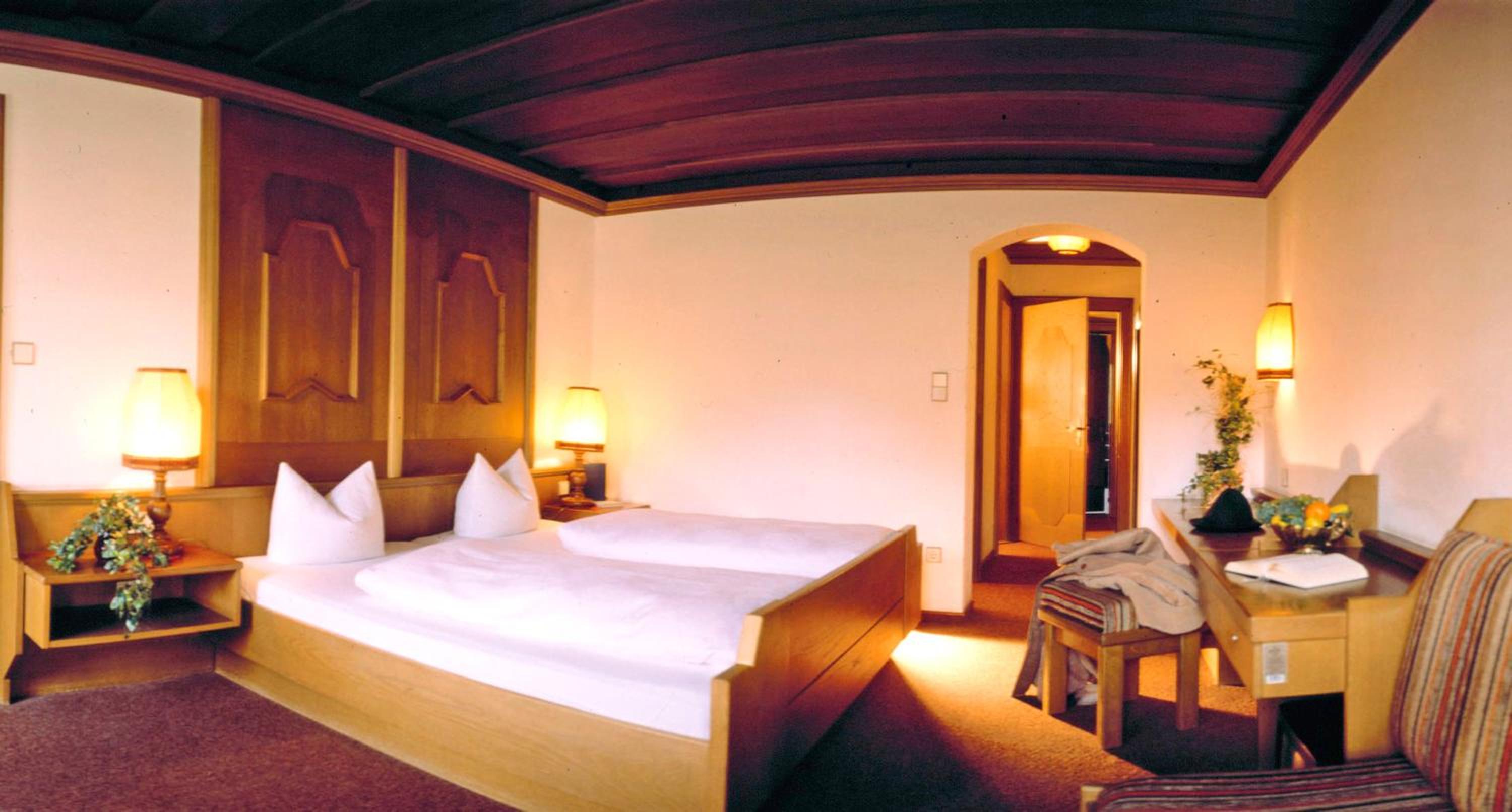 Double Room - Photo 8