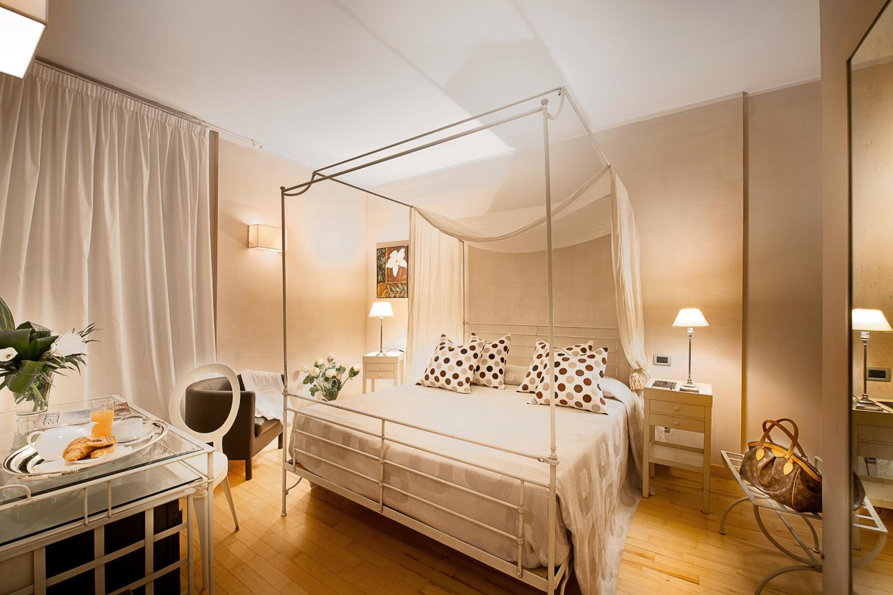 Quadruple Room - Photo 3