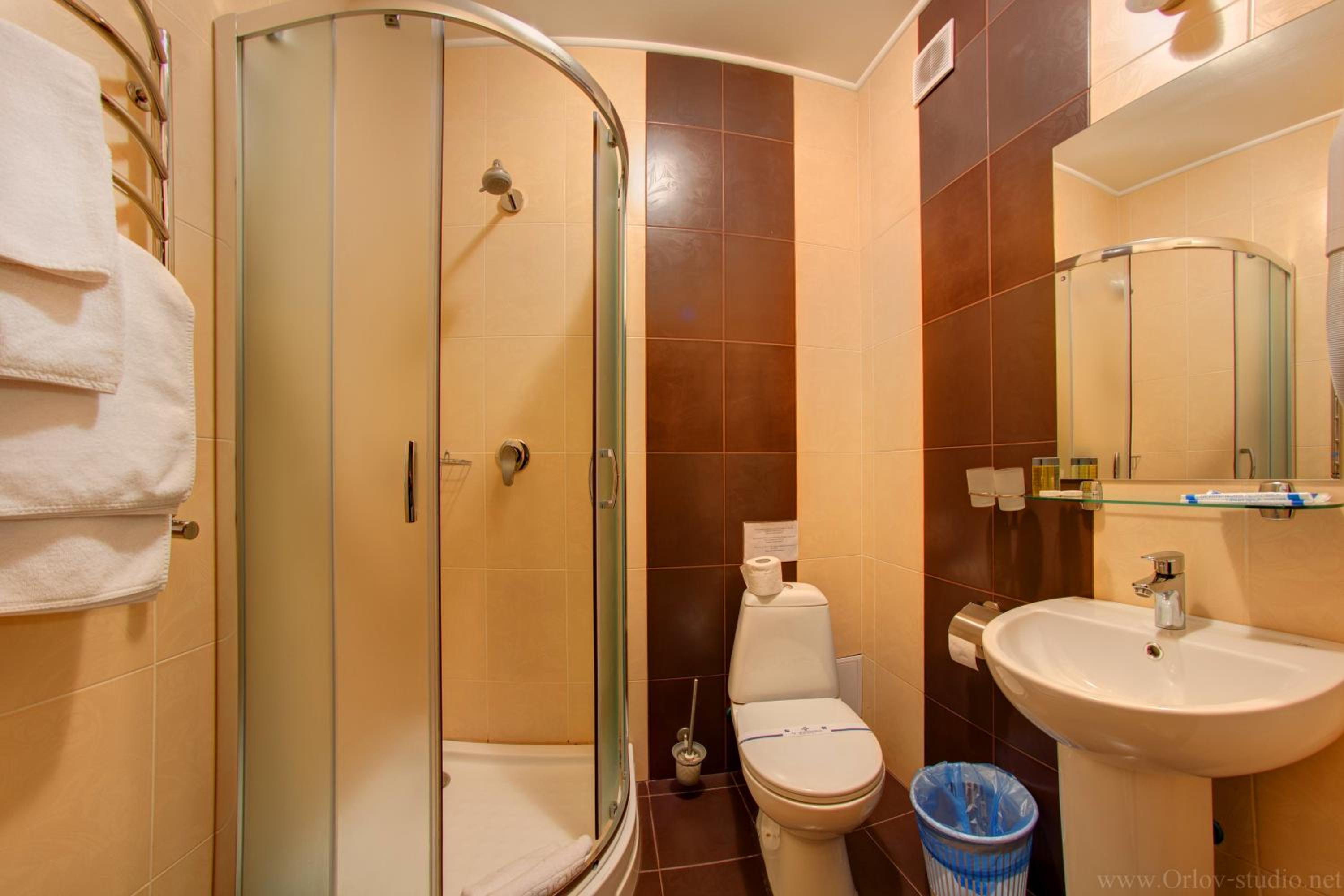 Standard Twin Room photo 2