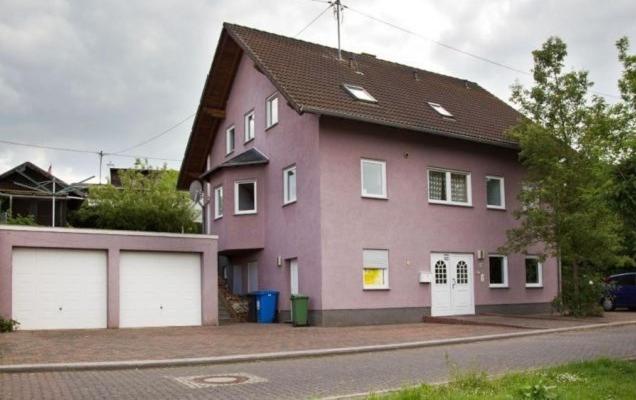 One-Bedroom Apartment - Photo 2