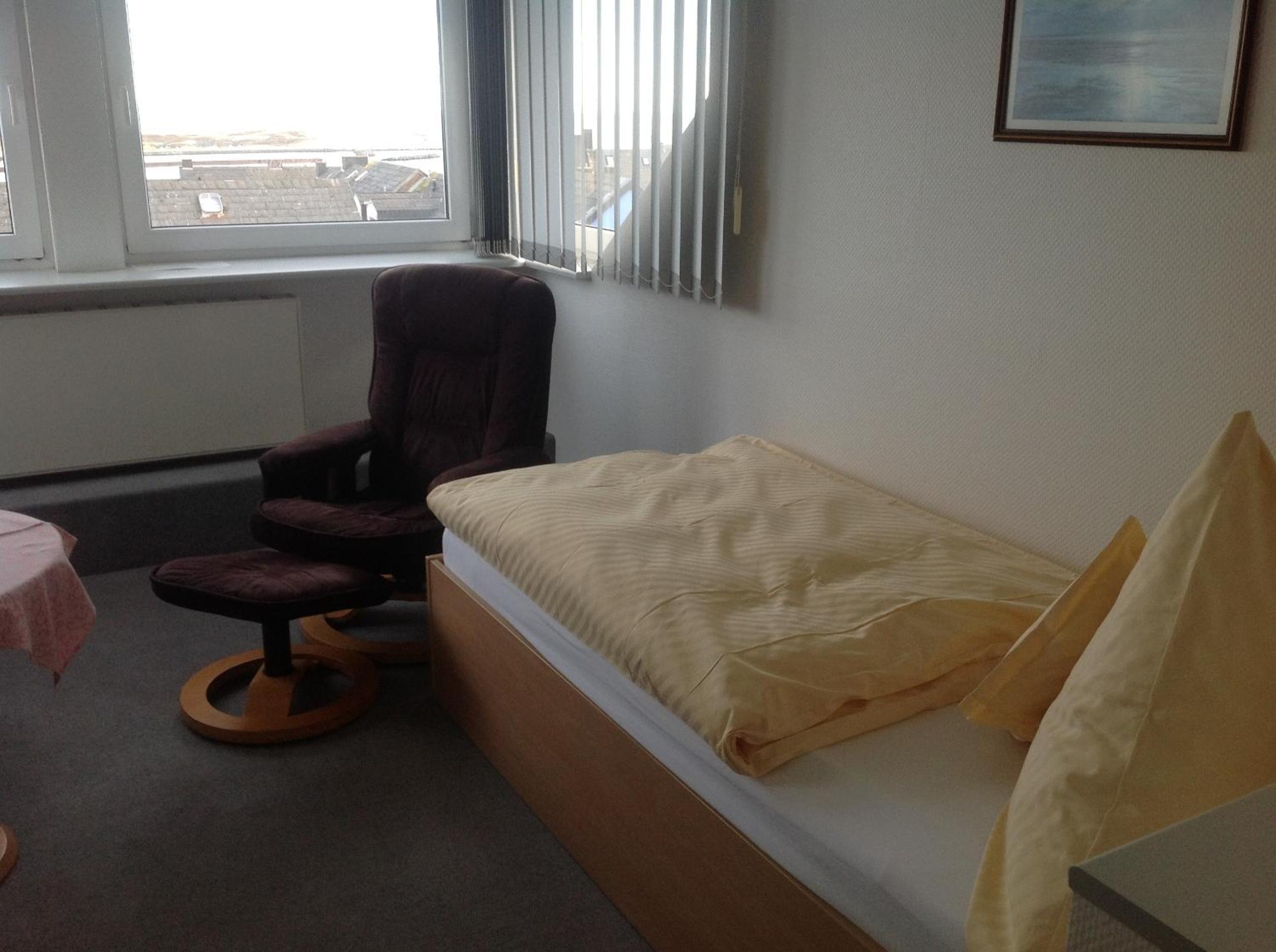 Deluxe Single Room