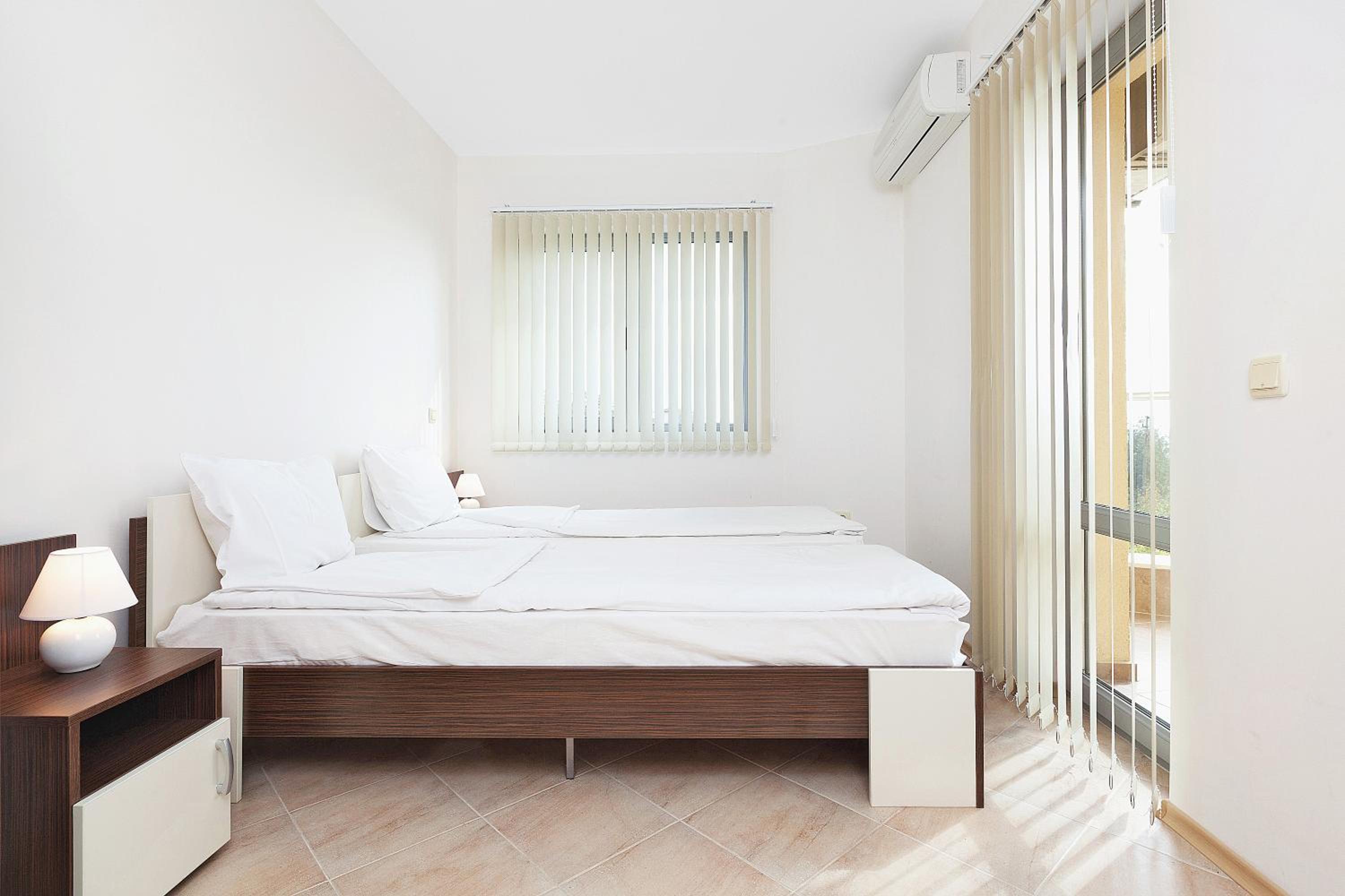 Two-Bedroom Apartment with Balcony photo 2