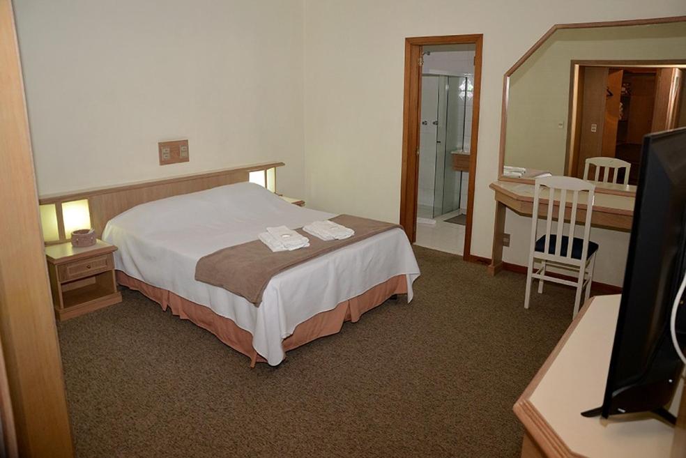 Deluxe Family Room photo 2