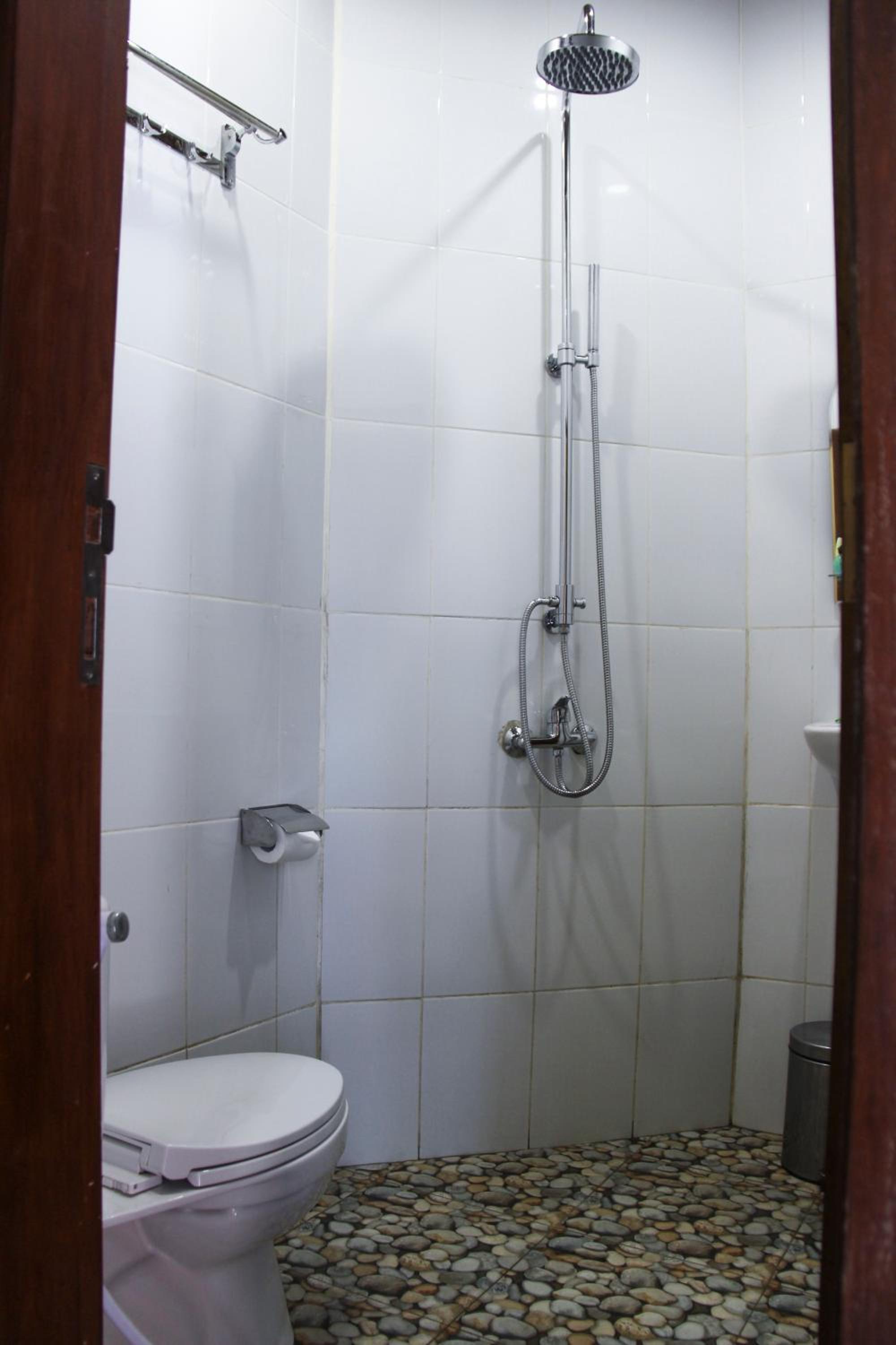Deluxe Room - Photo 6