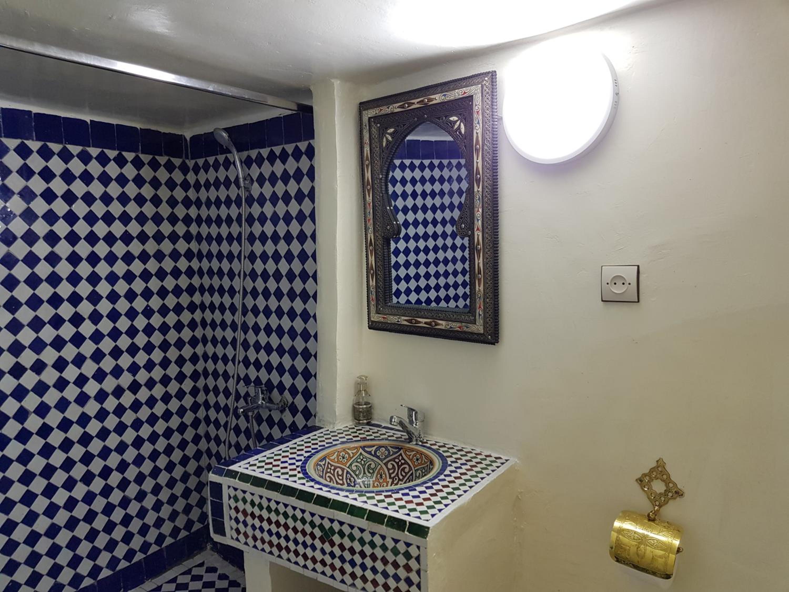 Double Room - Photo 28