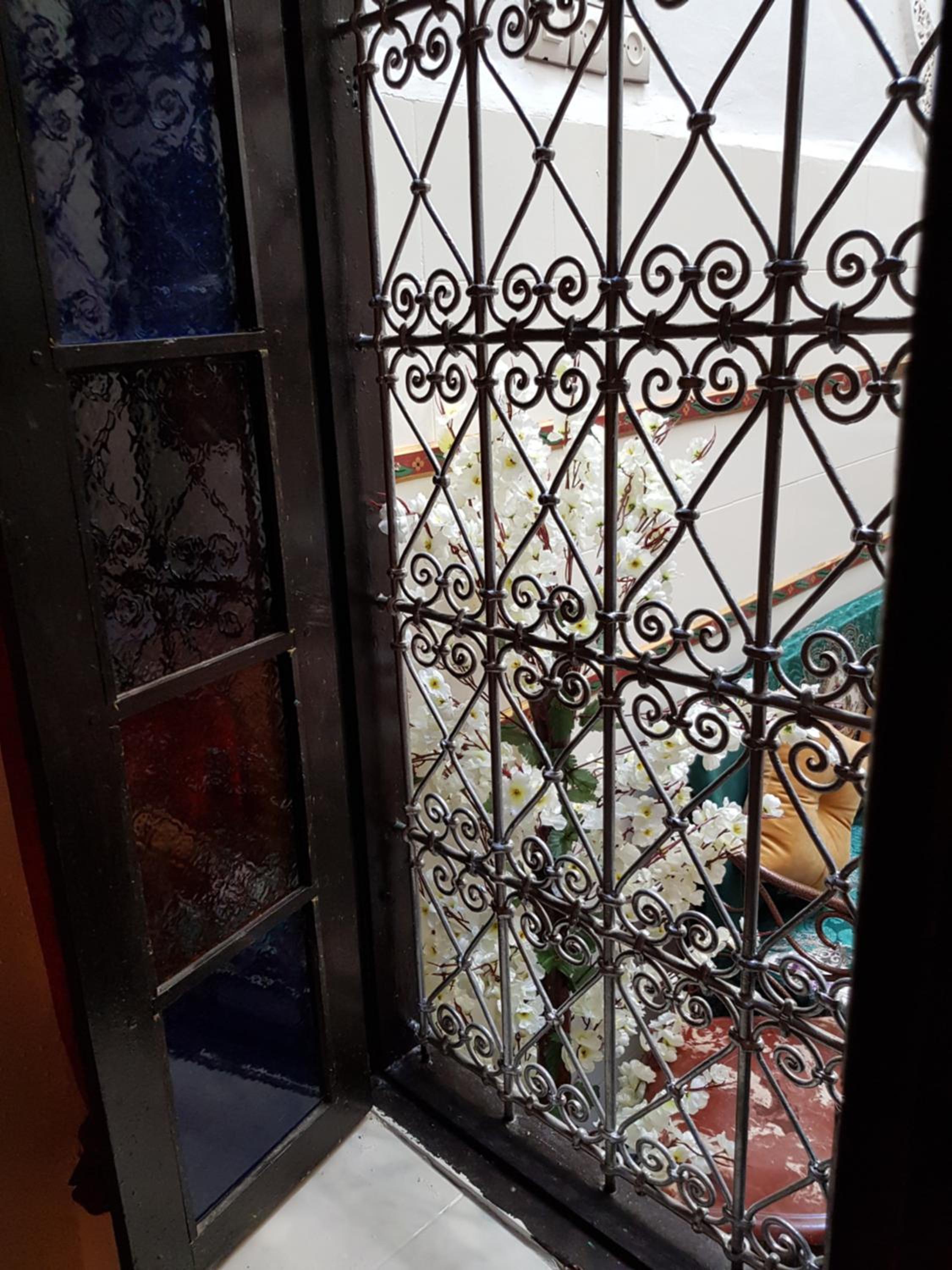 Double Room - Photo 25