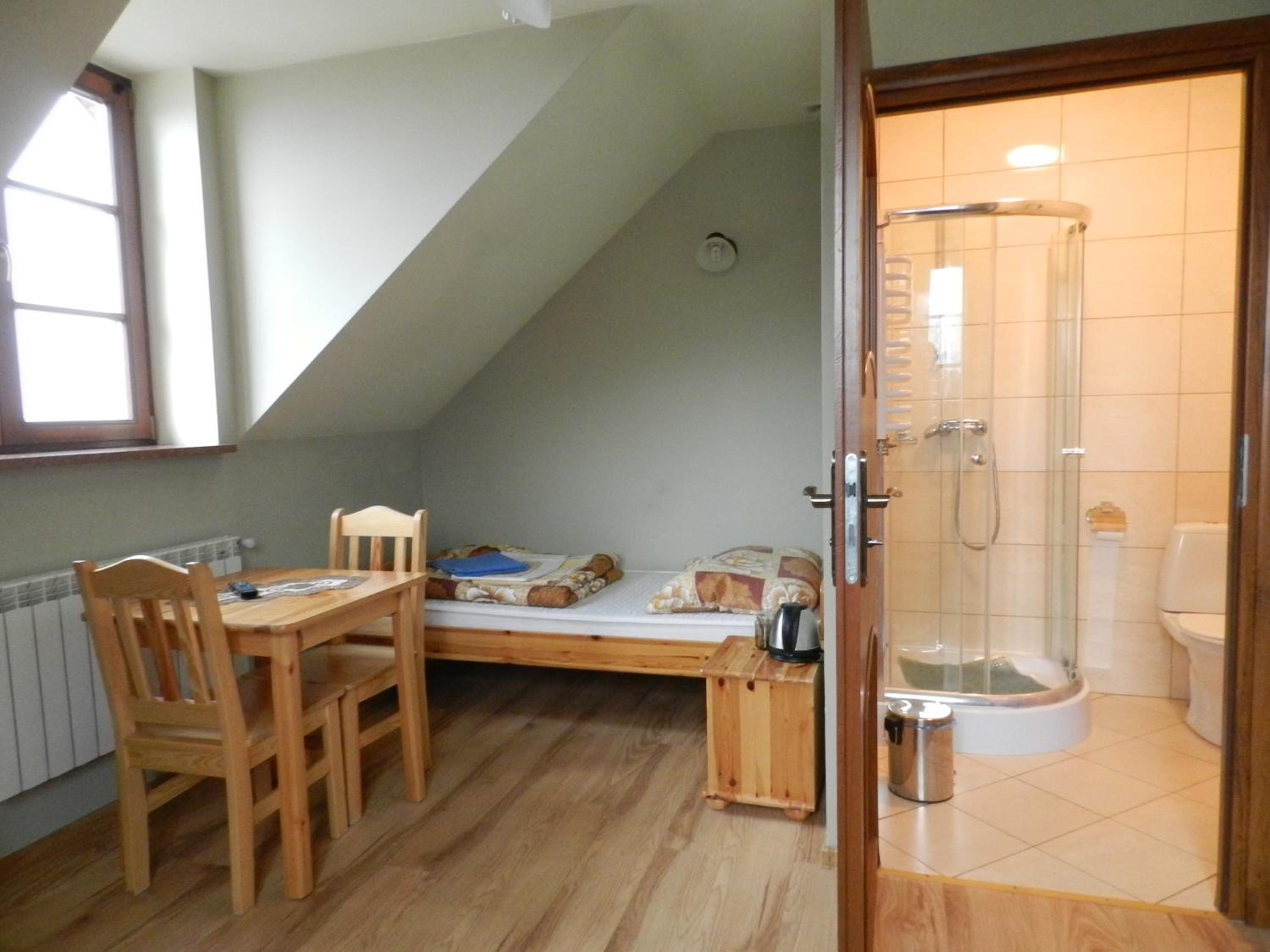 Twin Room - Photo 1
