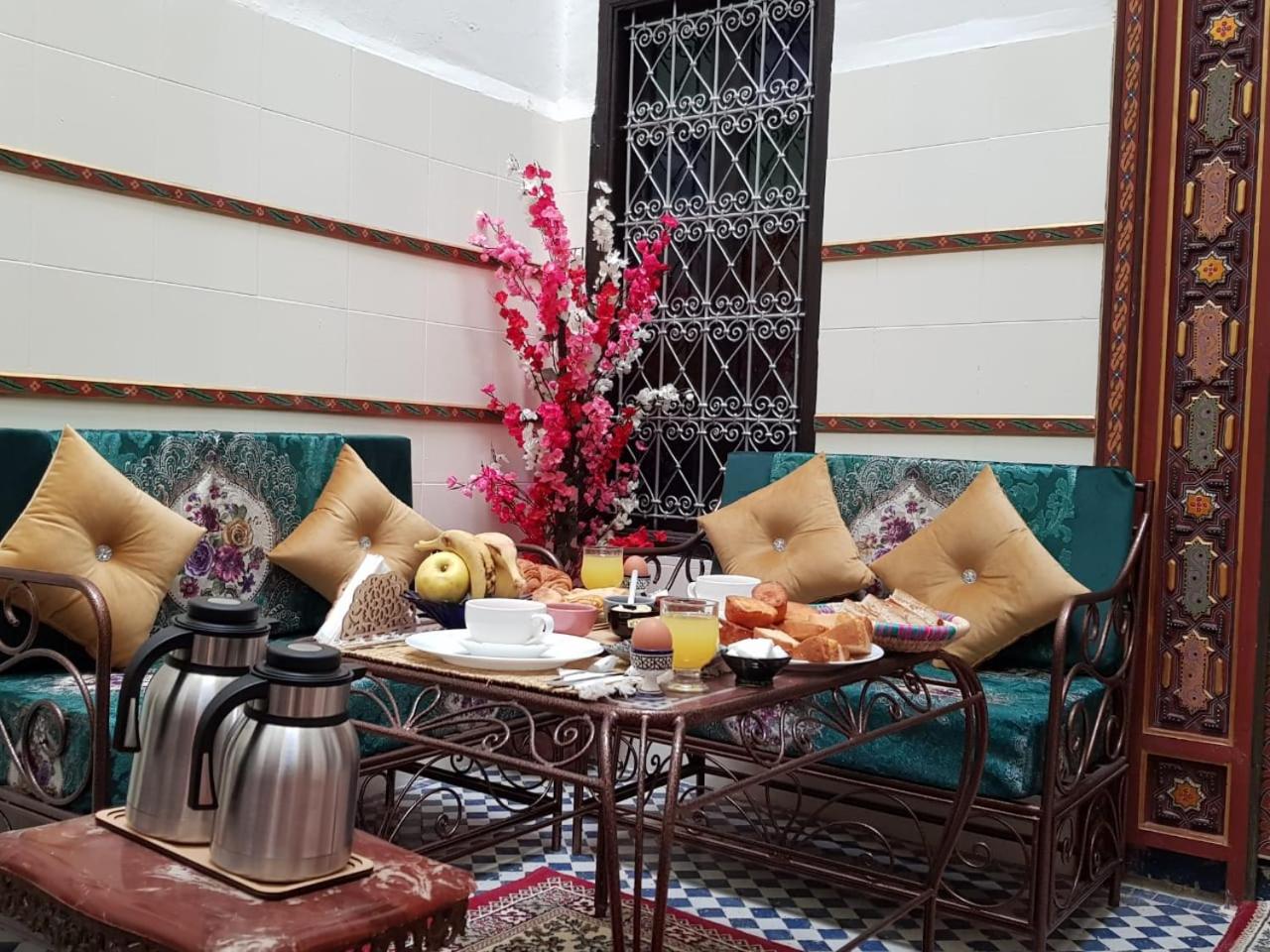 Double Room - Photo 15