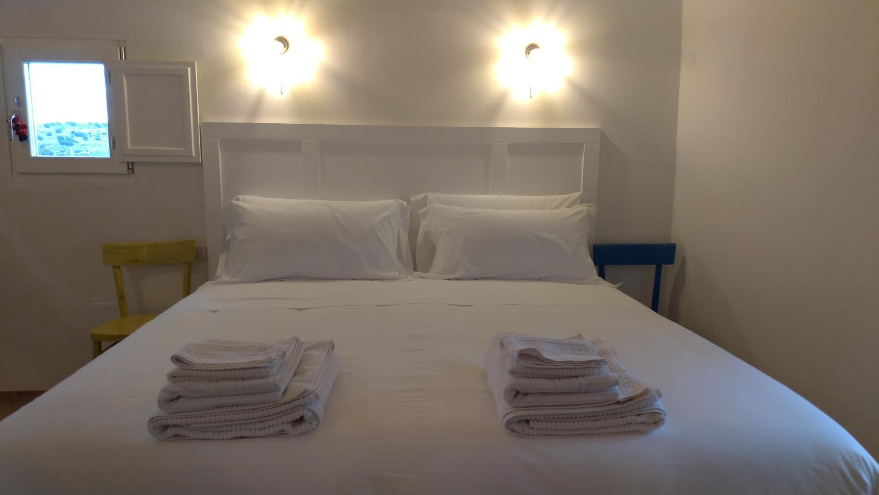 One-Bedroom House - Photo 11