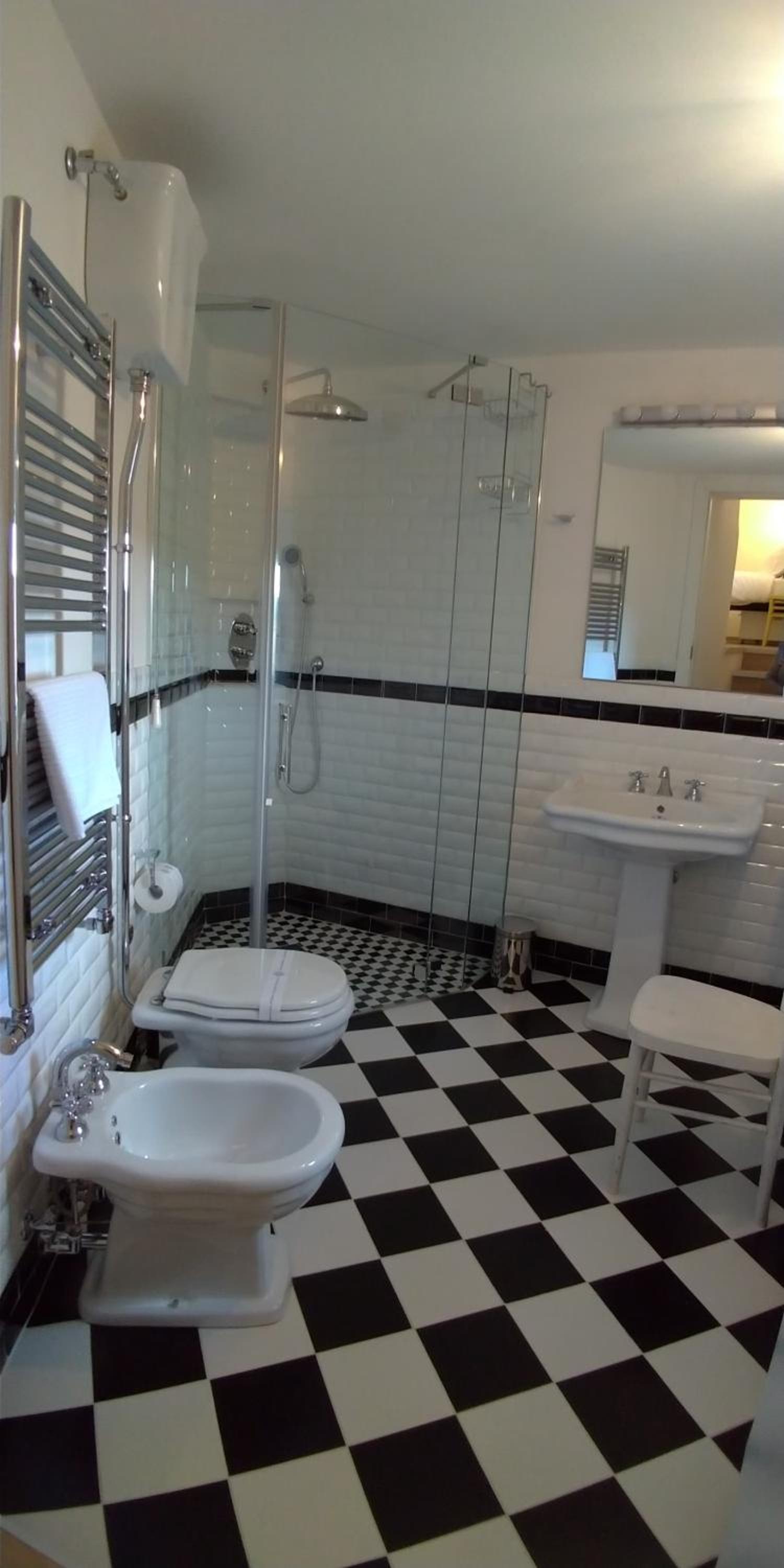 One-Bedroom House - Photo 9