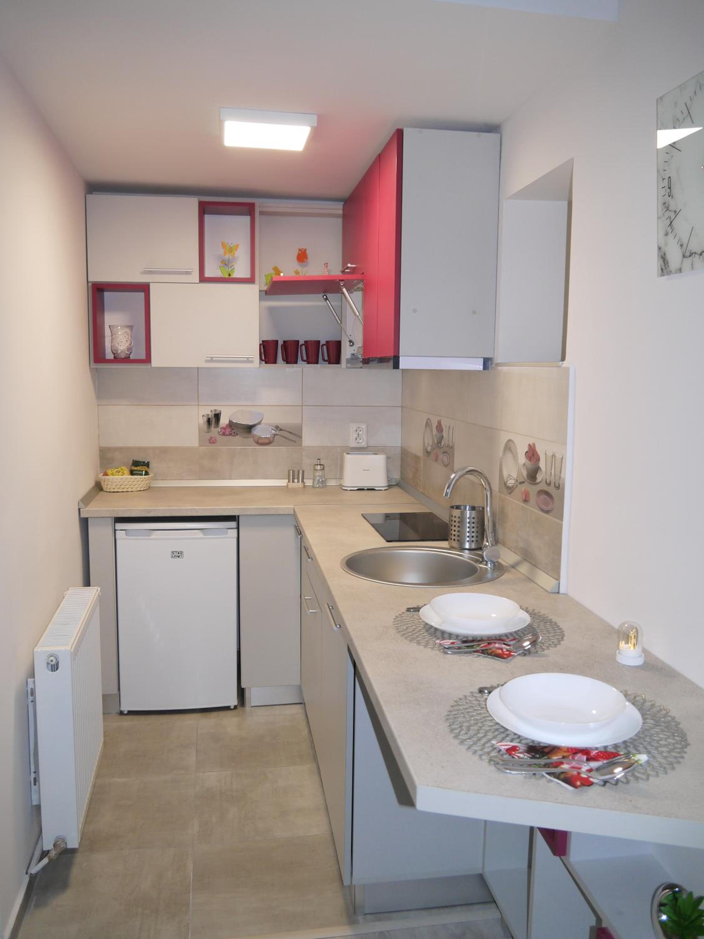 Studio Apartment - Photo 7