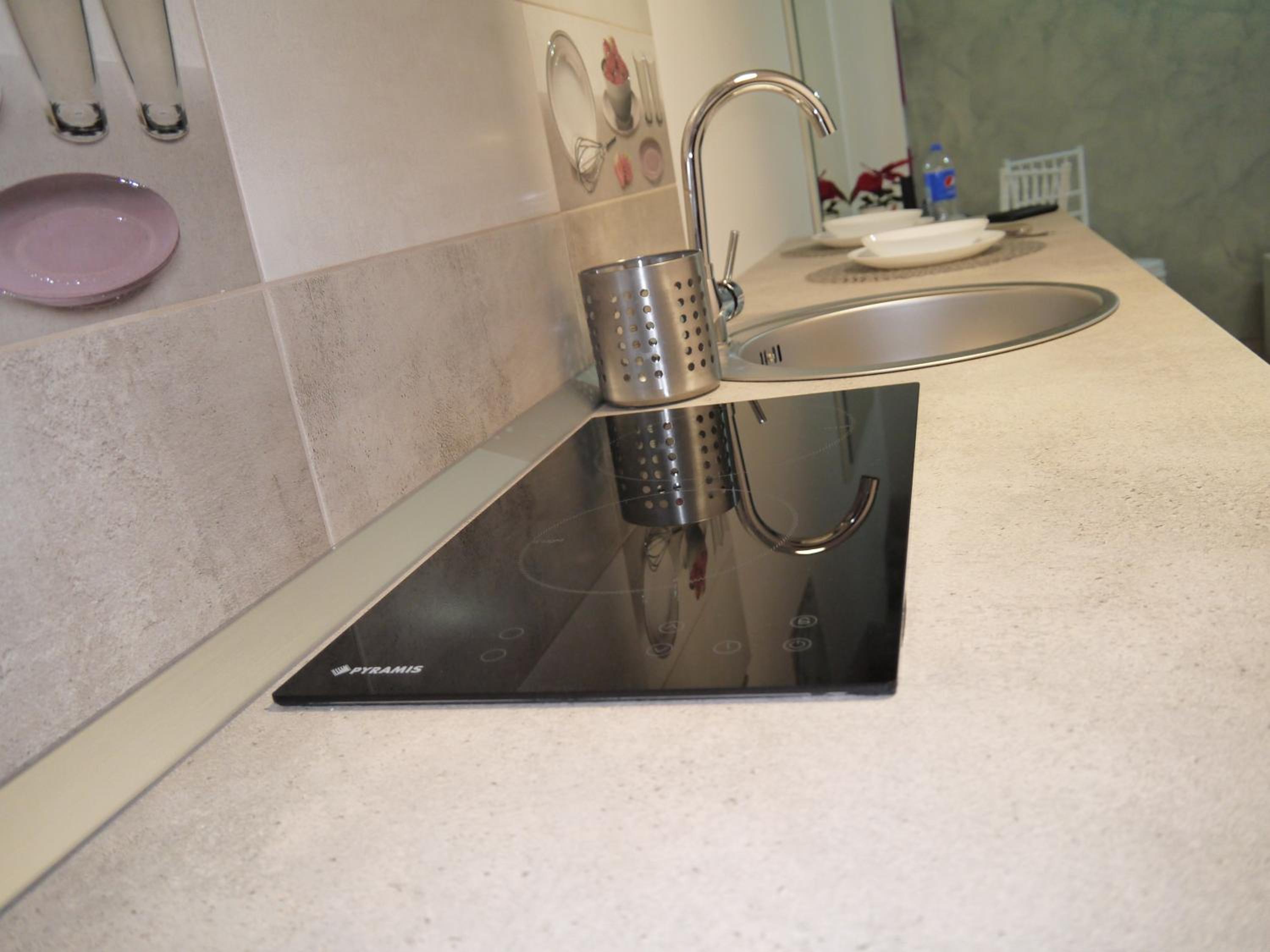 Studio Apartment - Photo 8