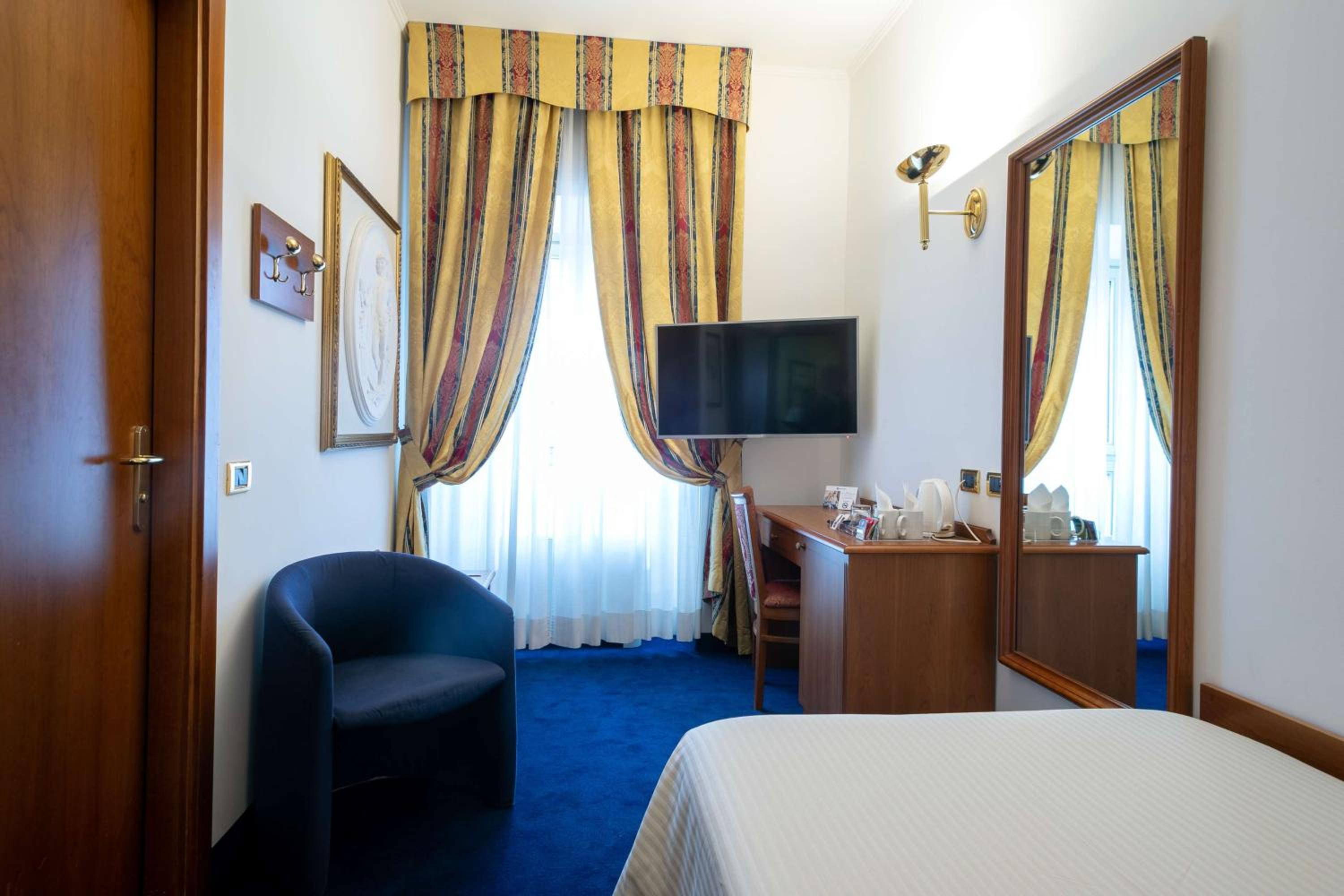 Standard Single Room - Photo 1
