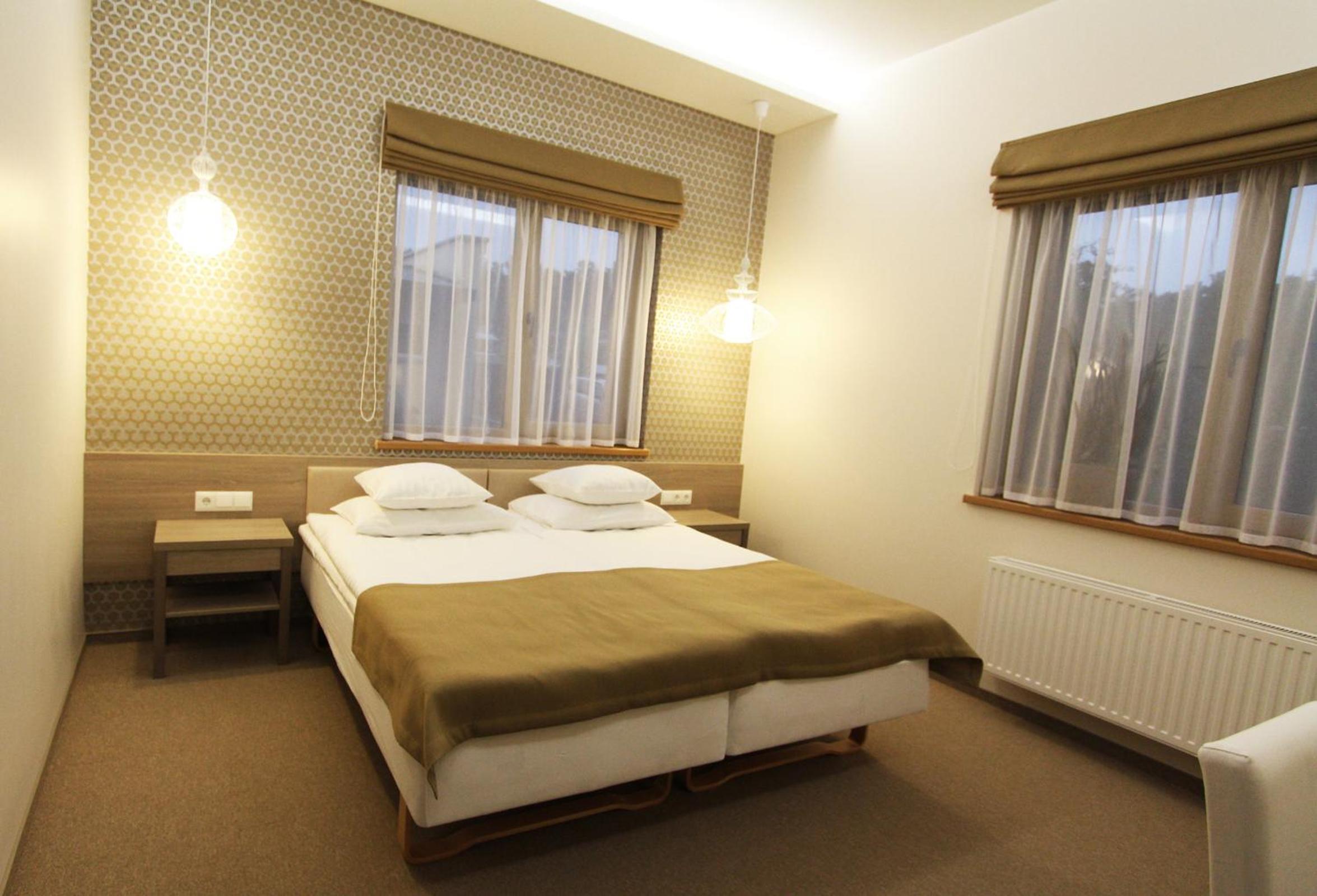 Large Double Room with Spa Access  - Photo 1