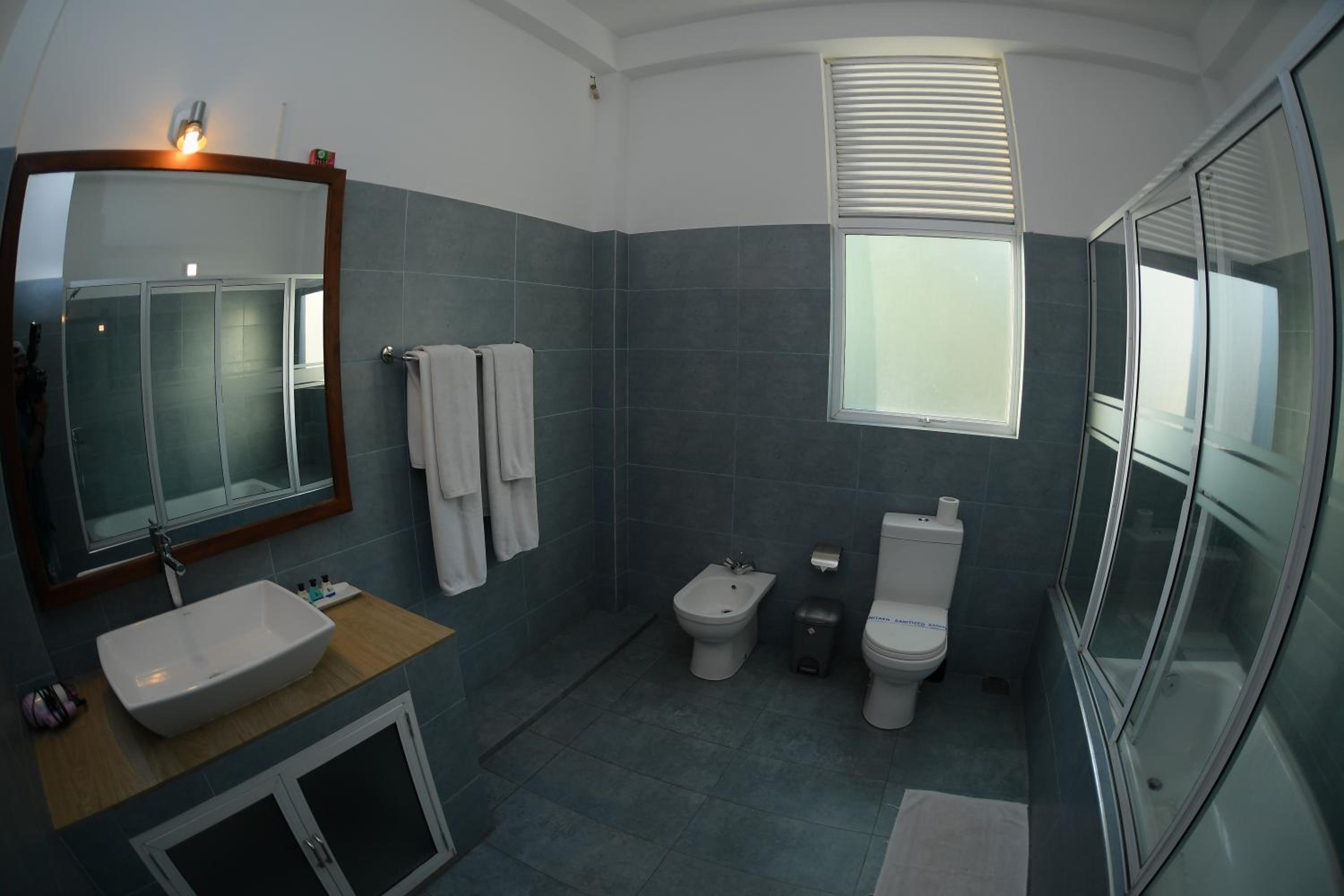 Deluxe Twin Room photo 3