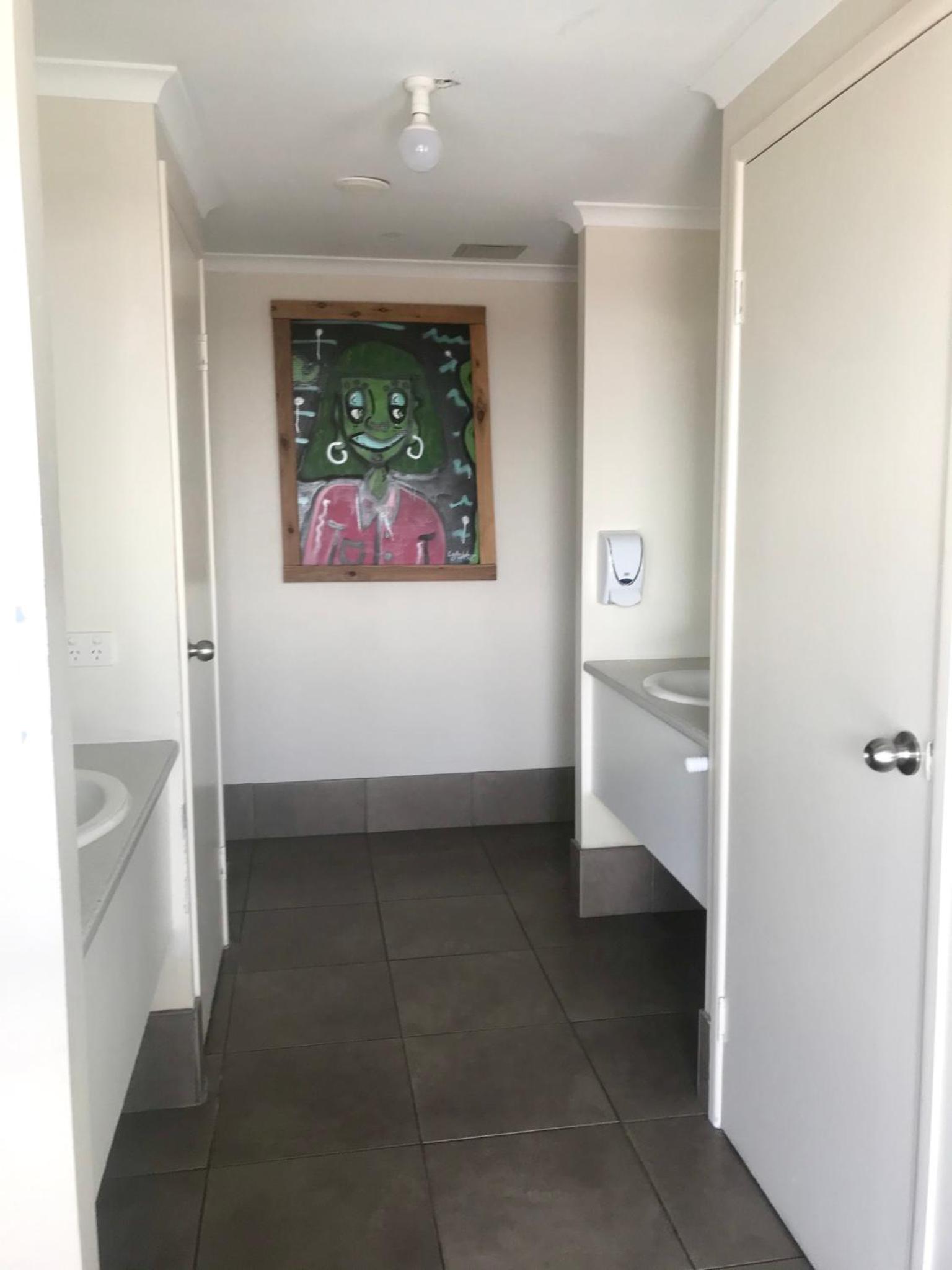 Bed in 4-Bed Dormitory Room with Shared Bathroom photo 3