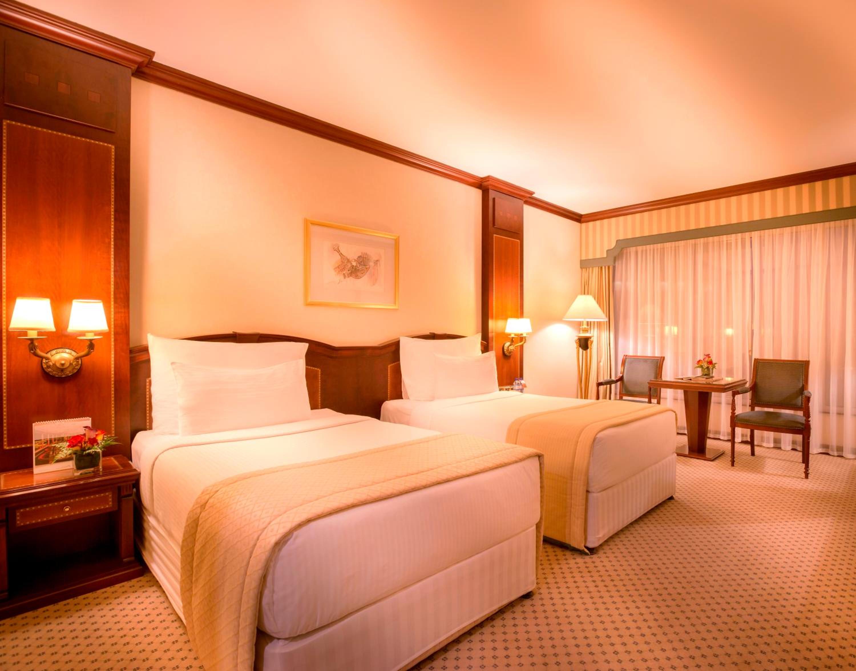 Deluxe Twin Room photo 2