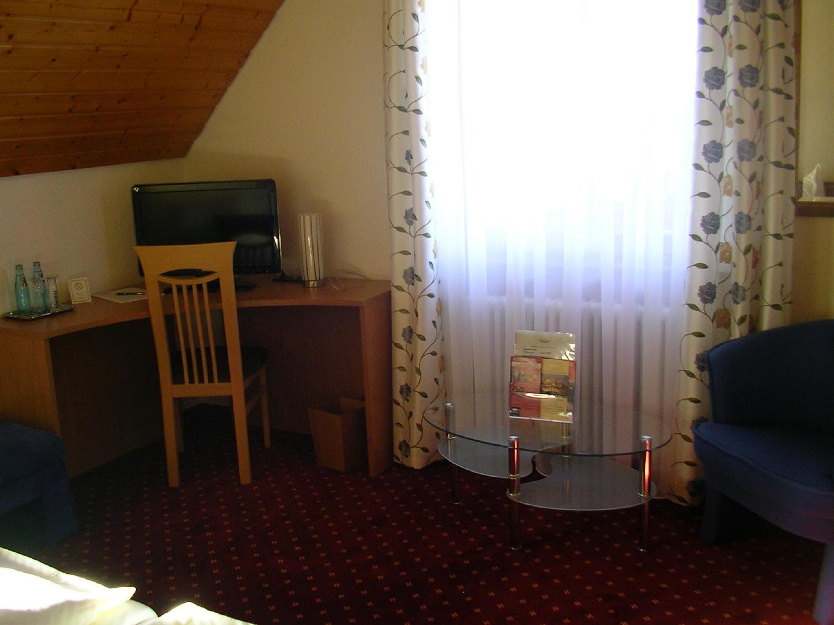 Economy Single Room