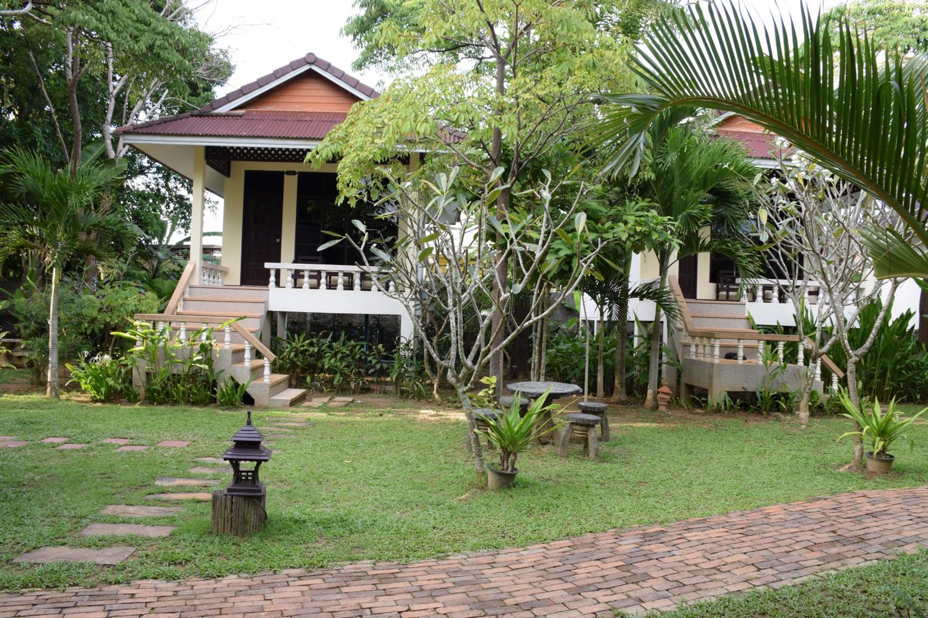 Deluxe Double Room with Pool View photo 2