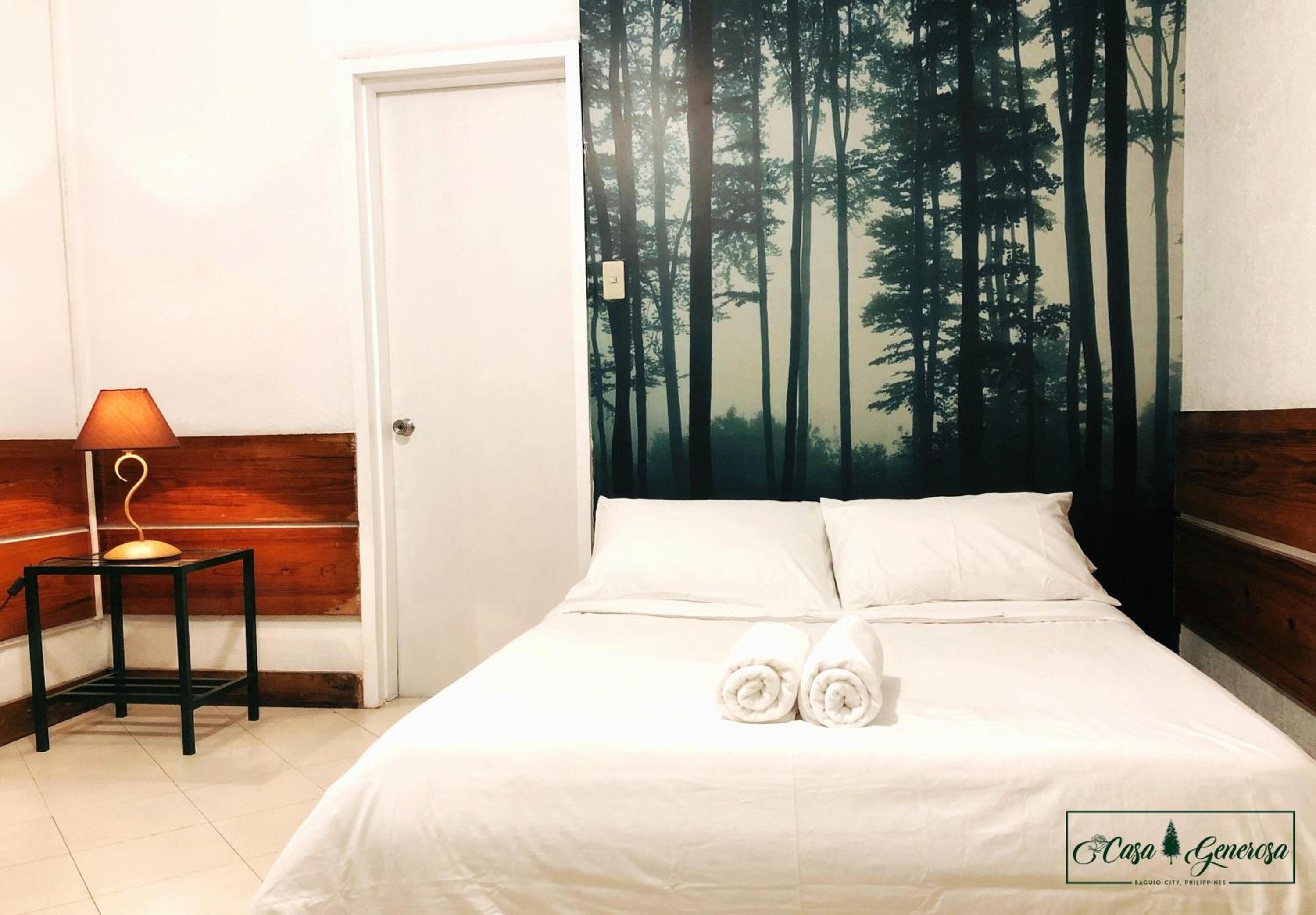 Double Room with Balcony - Photo 22
