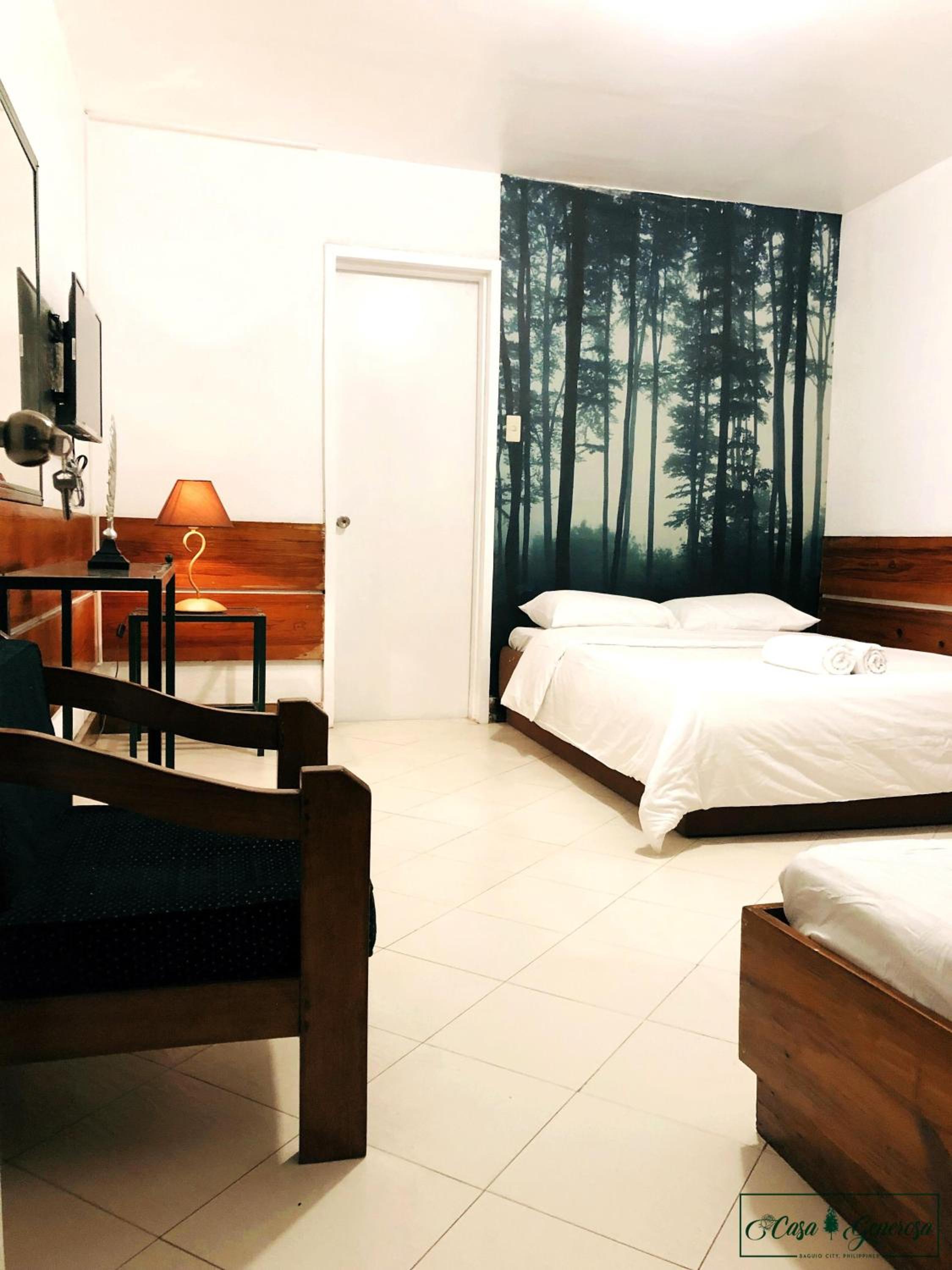 Double Room with Balcony - Photo 17