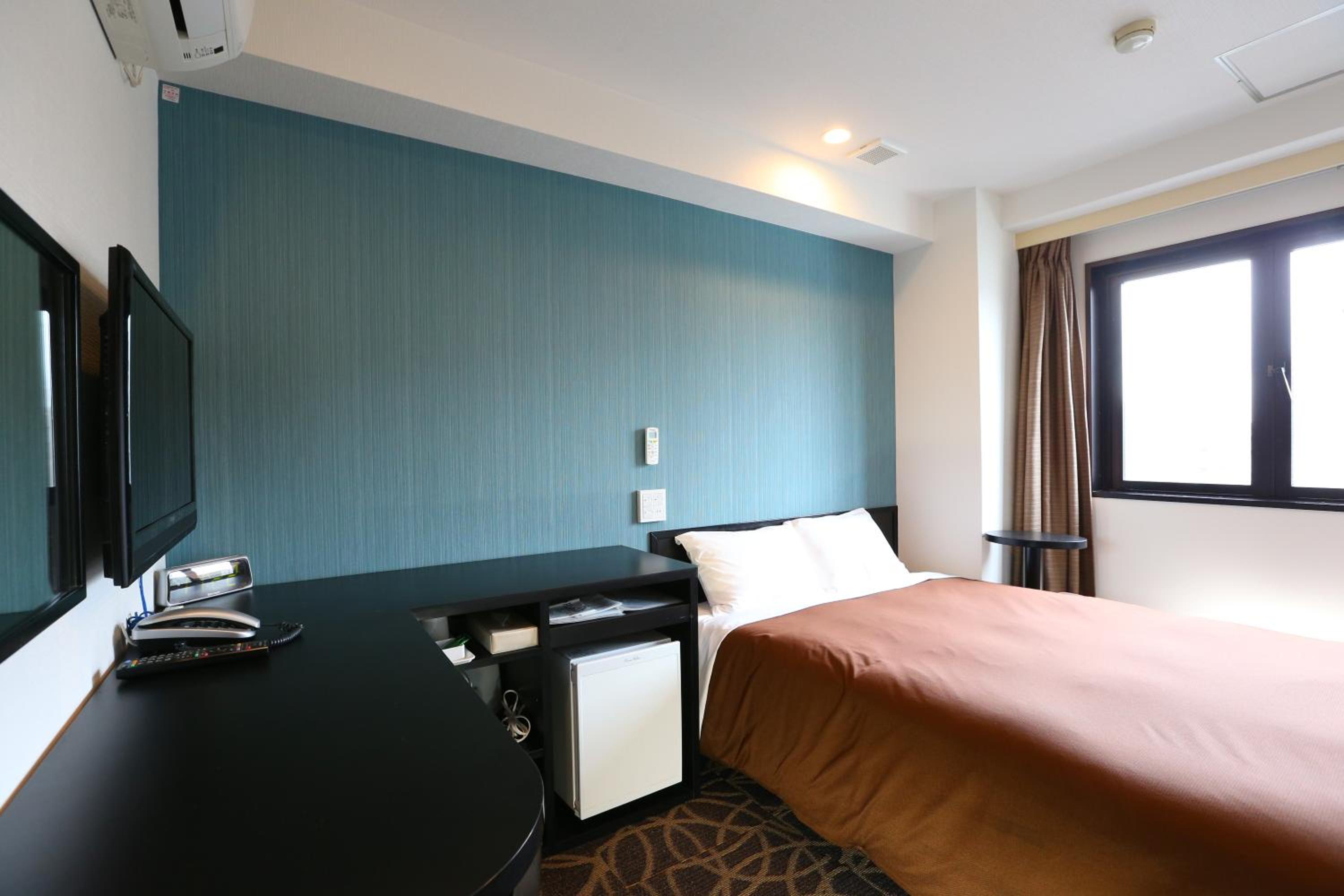 Double Room - Non-Smoking  photo 2