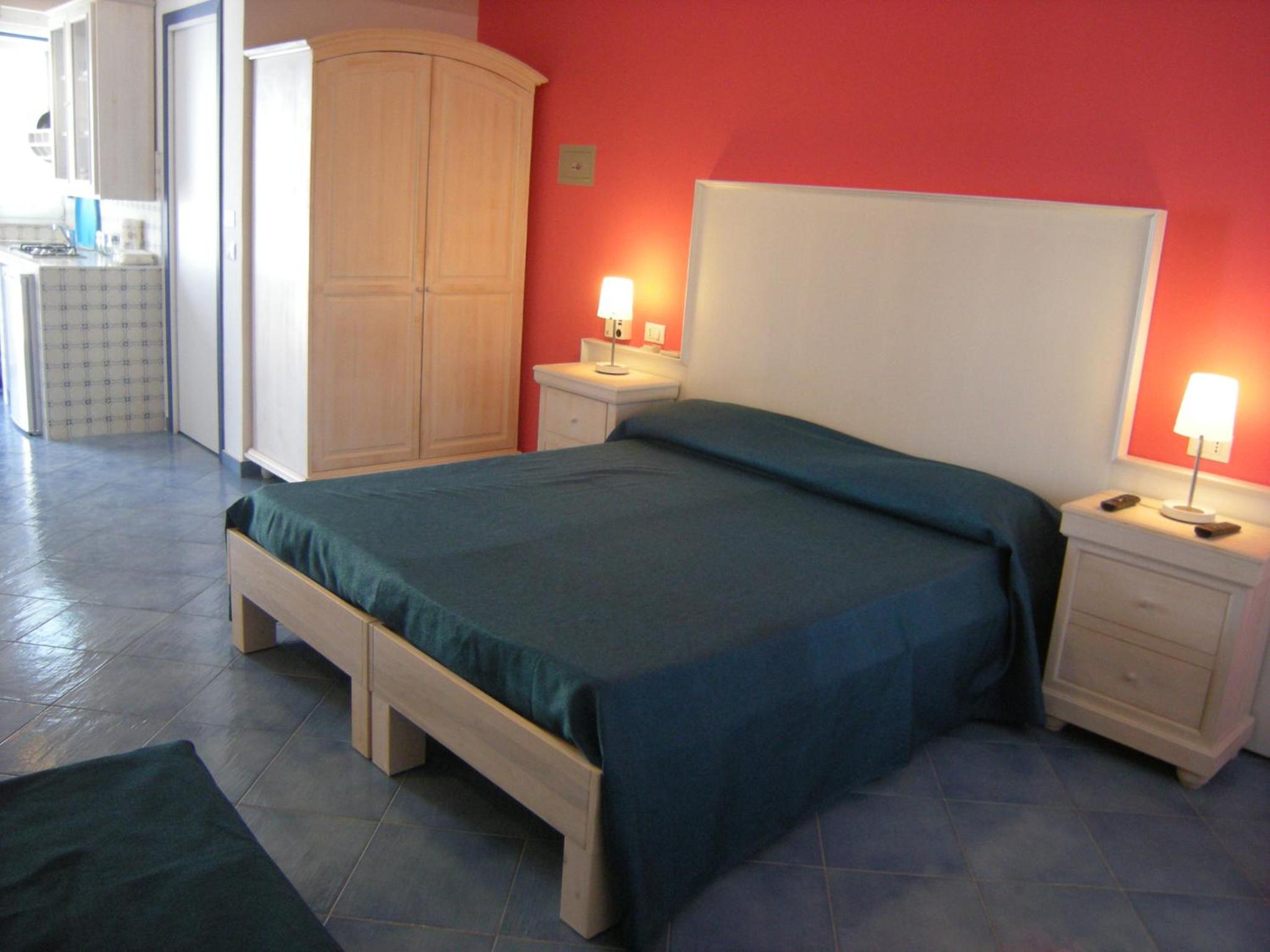 Studio Apartment photo 2