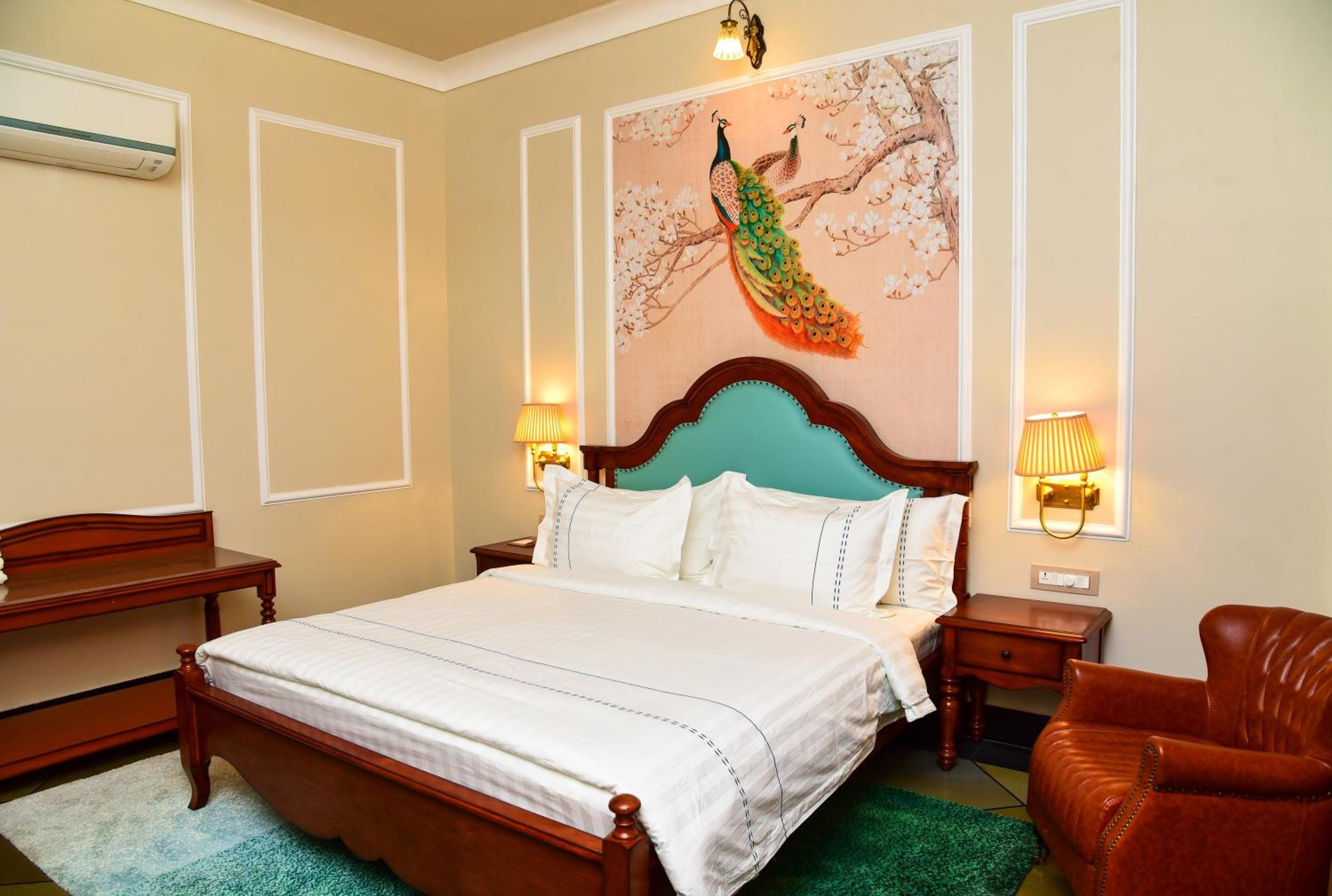 Standard Double Room - Photo 6