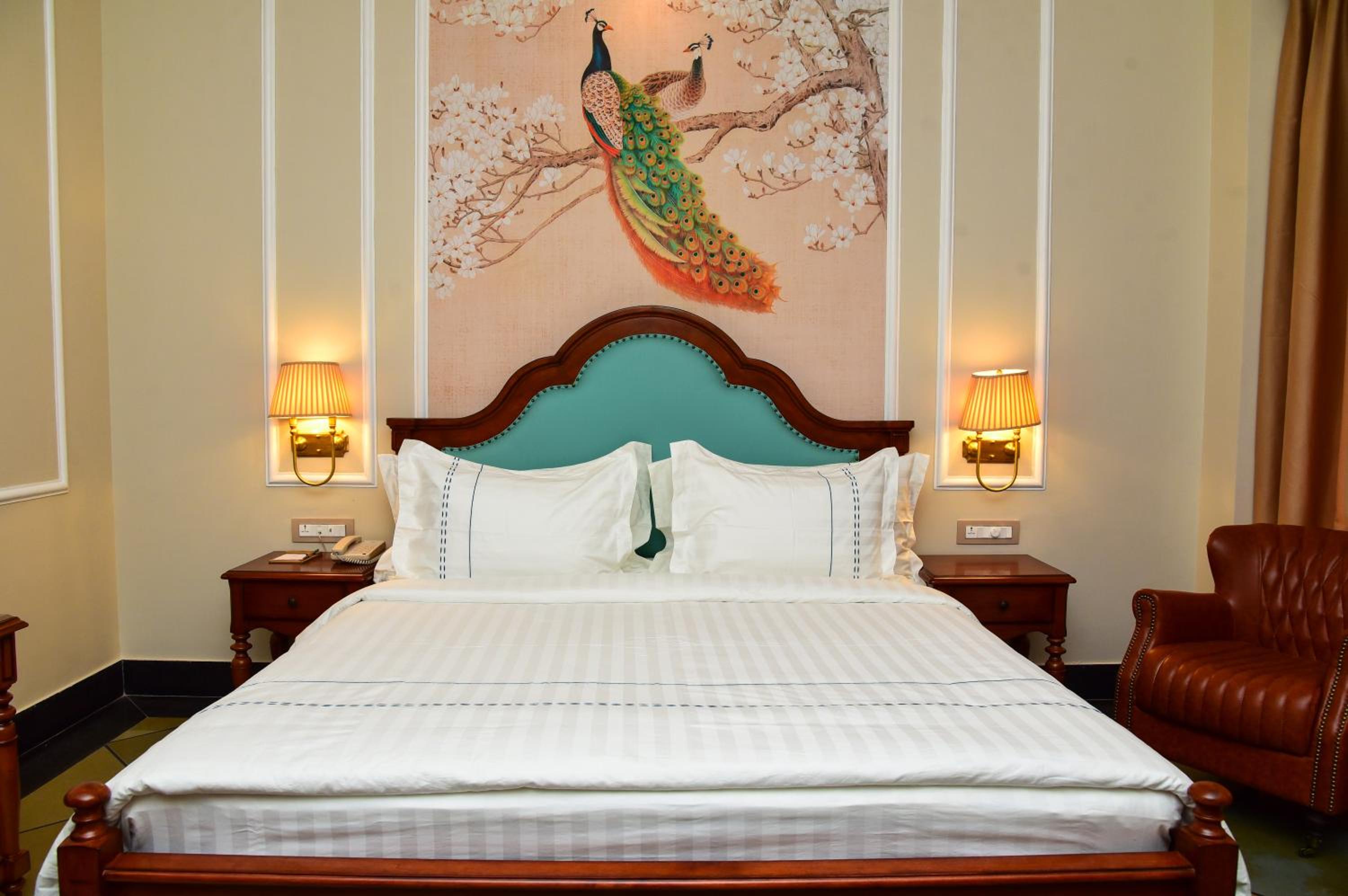 Standard Double Room - Photo 13