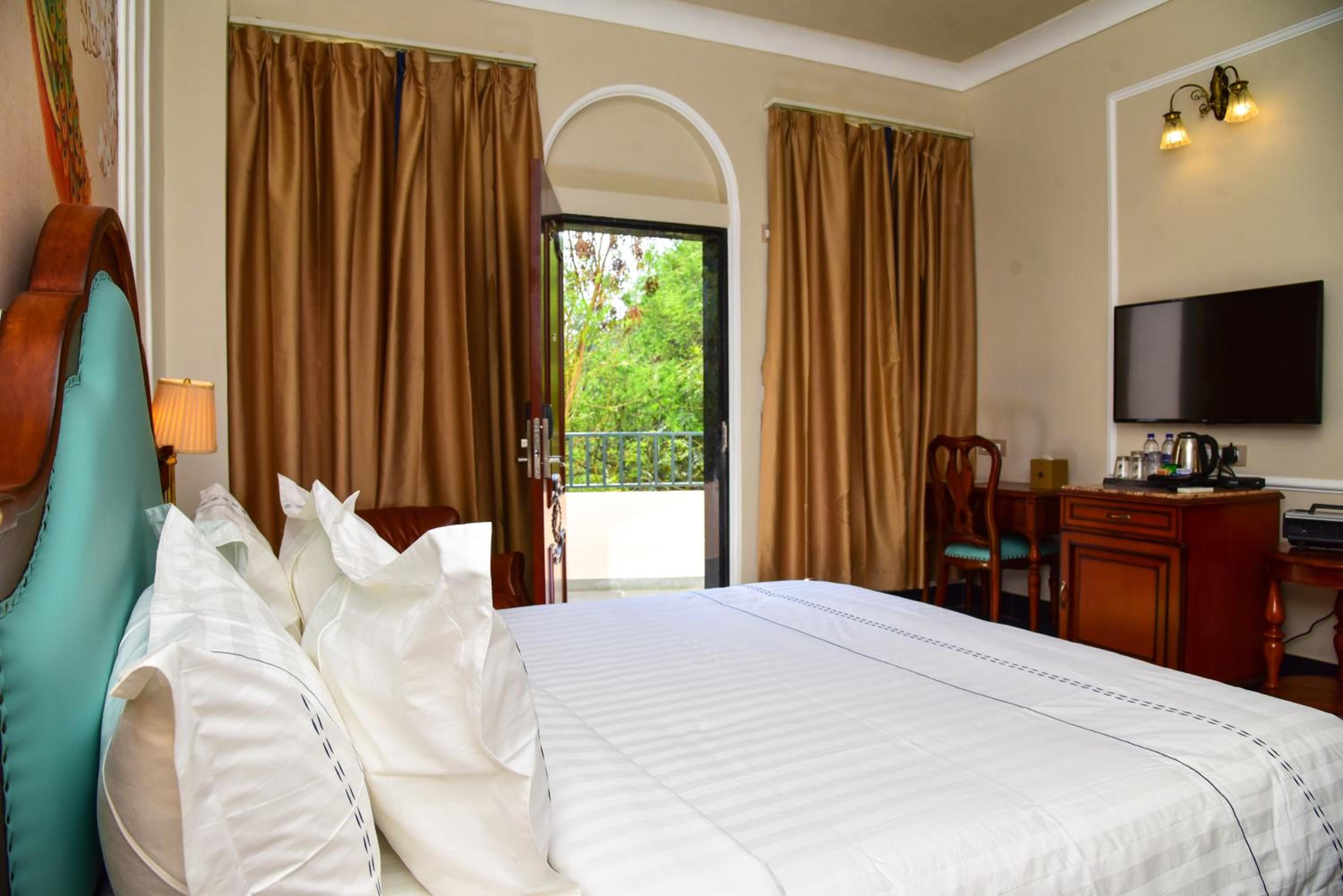 Standard Double Room - Photo 4