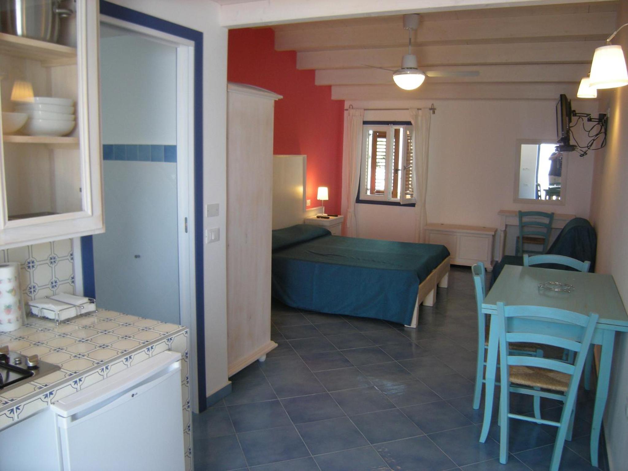 Studio Apartment photo 1