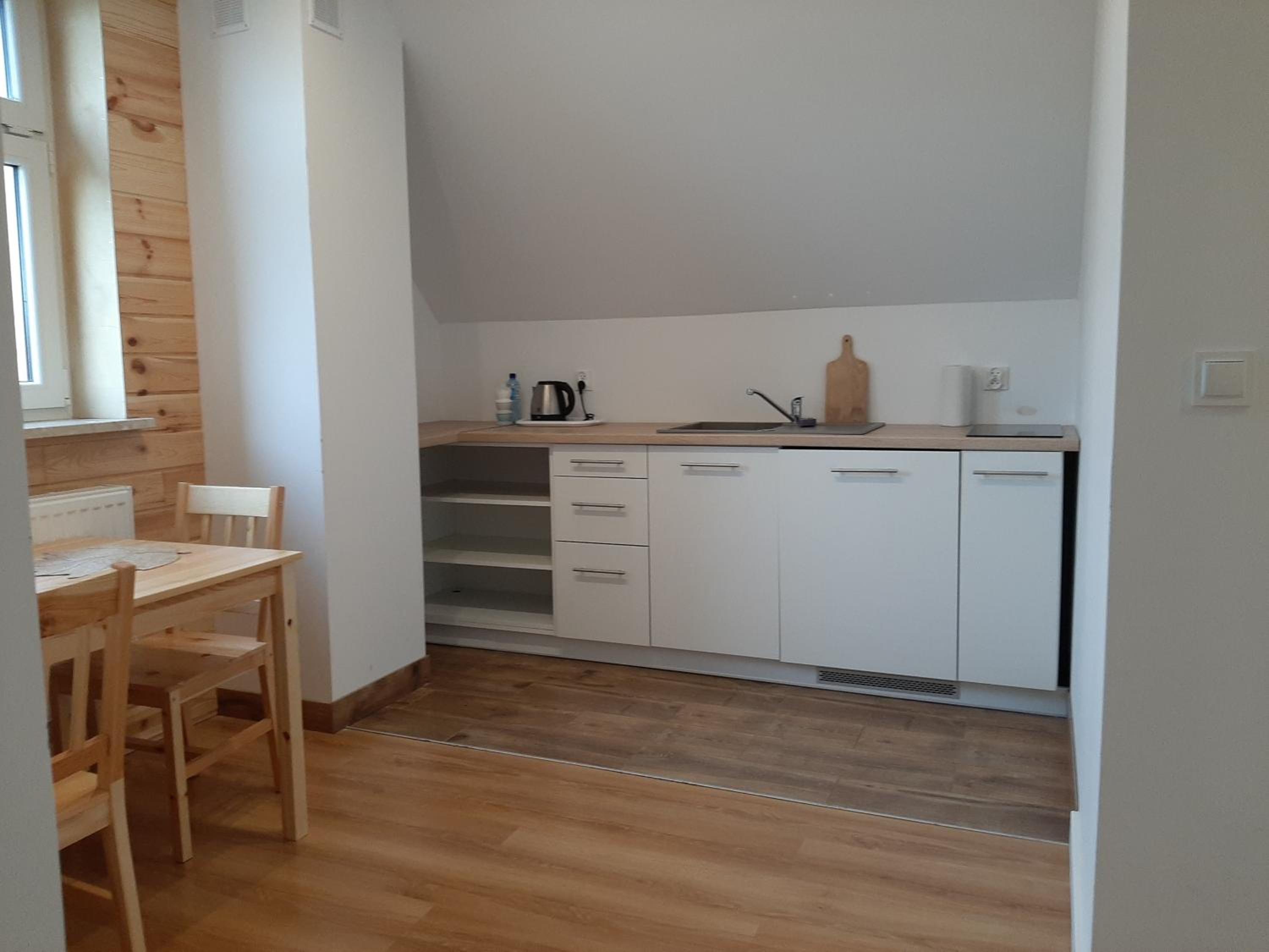 Studio Apartment - Photo 3