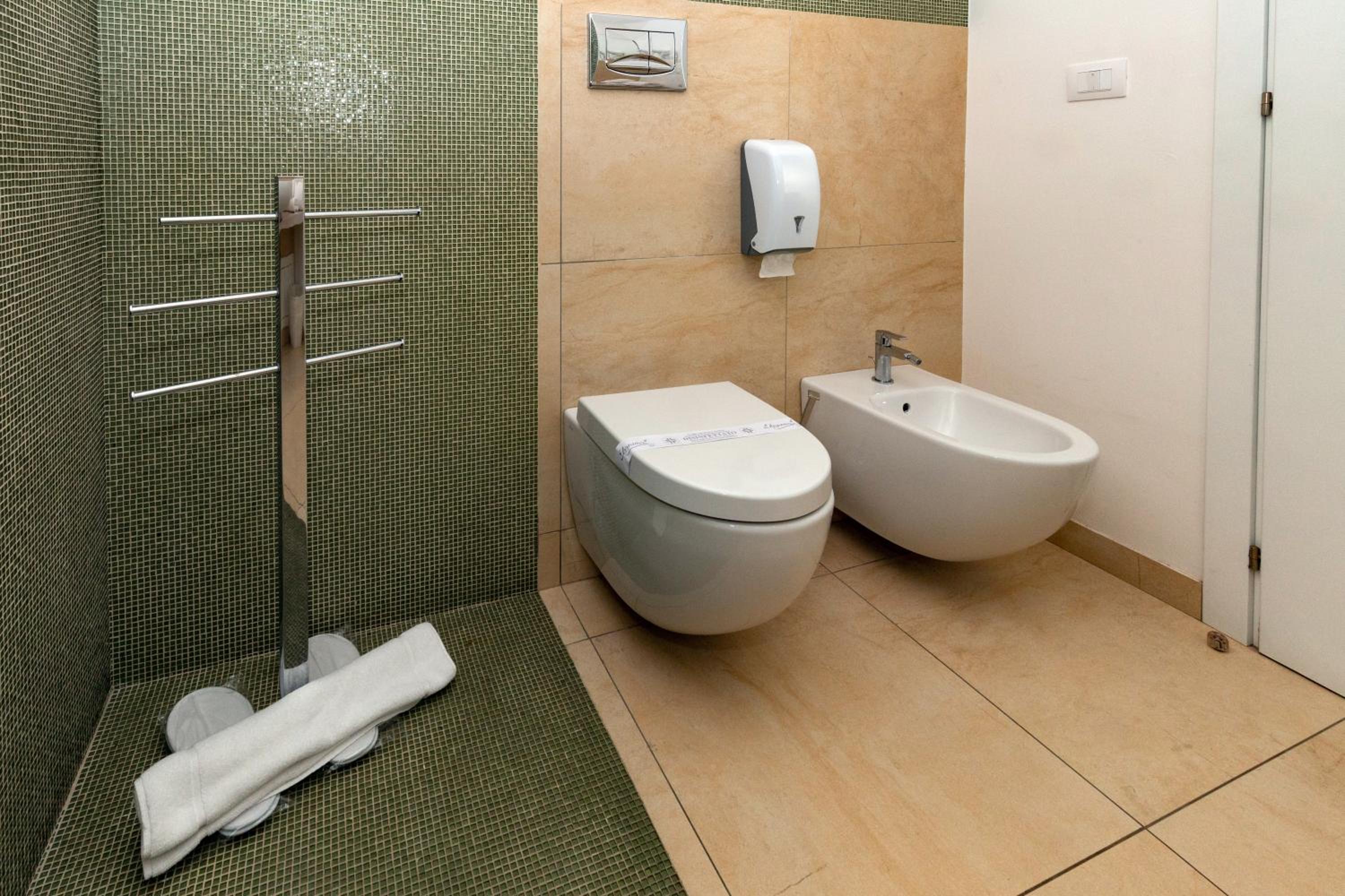 Triple Room with Sea View - Photo 4