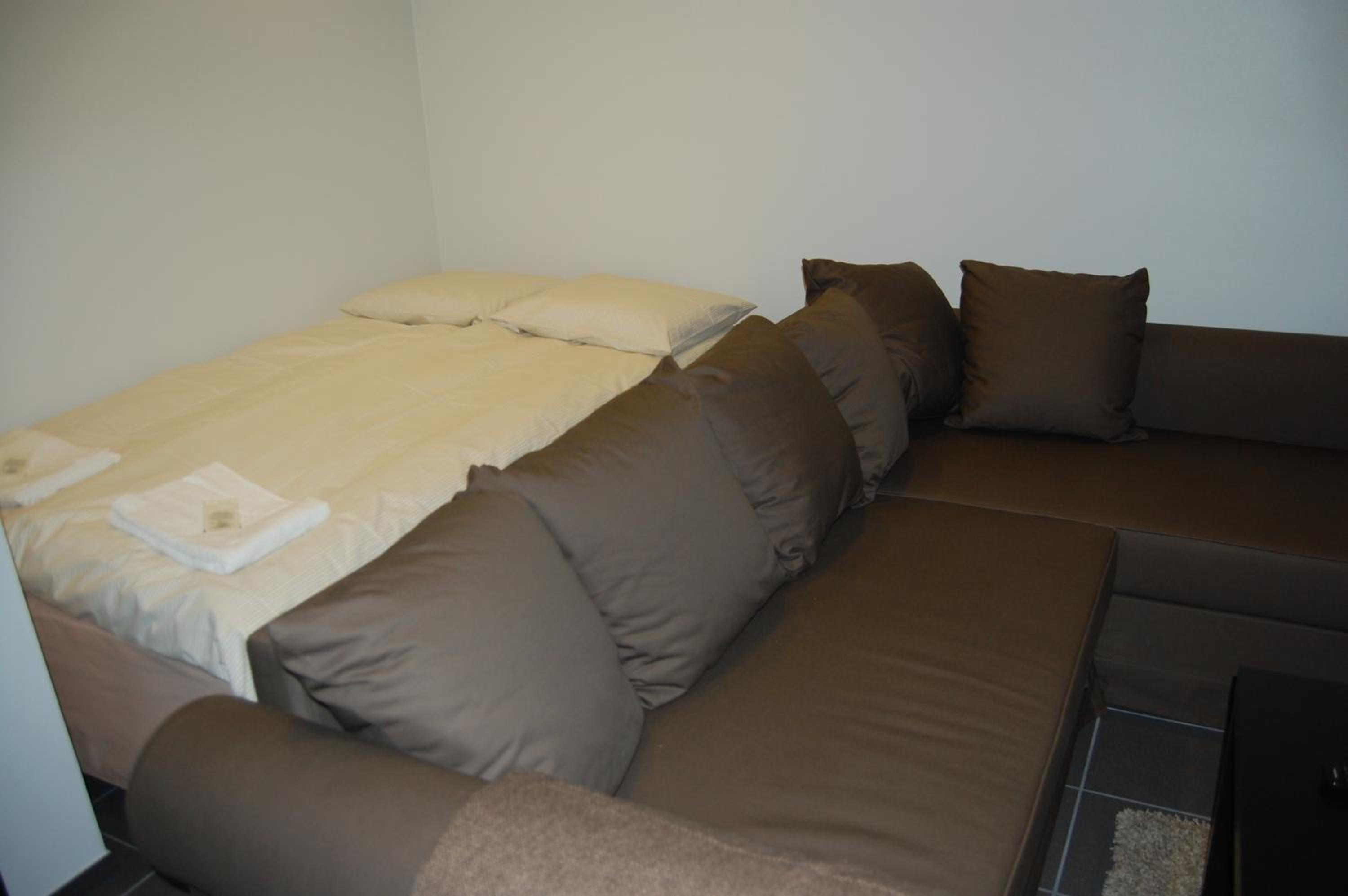 Family Apartment - Photo 12