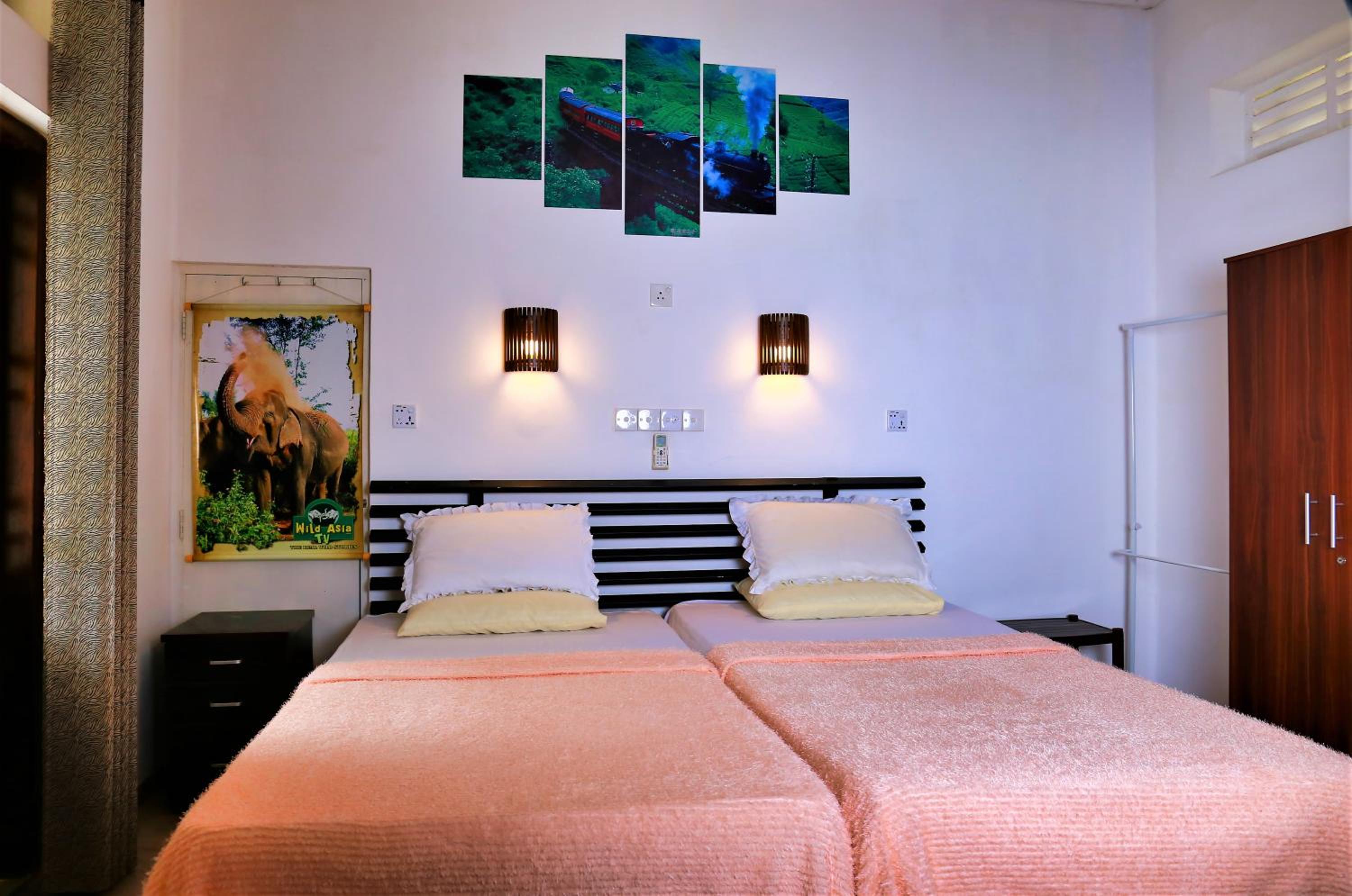 Deluxe Double Room photo 2