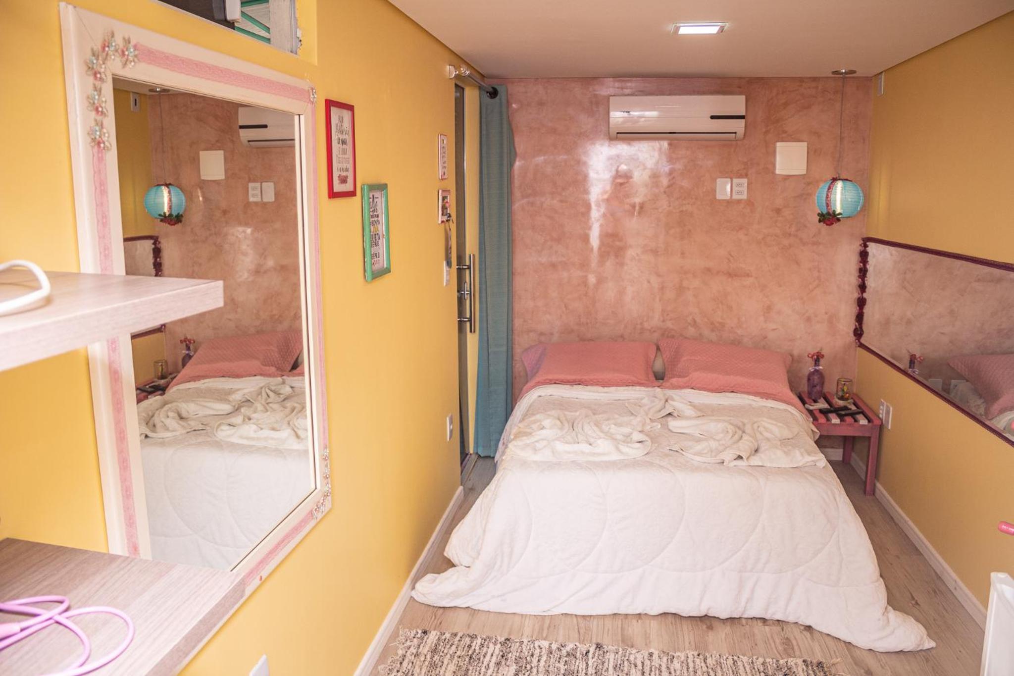 Mobile Home photo 1