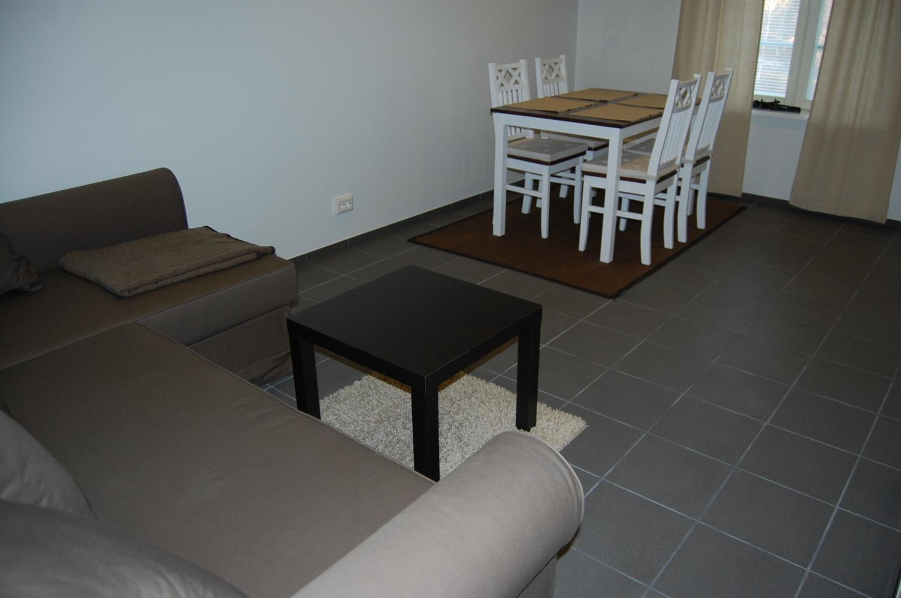 Apartment (4 Adults) - Photo 8
