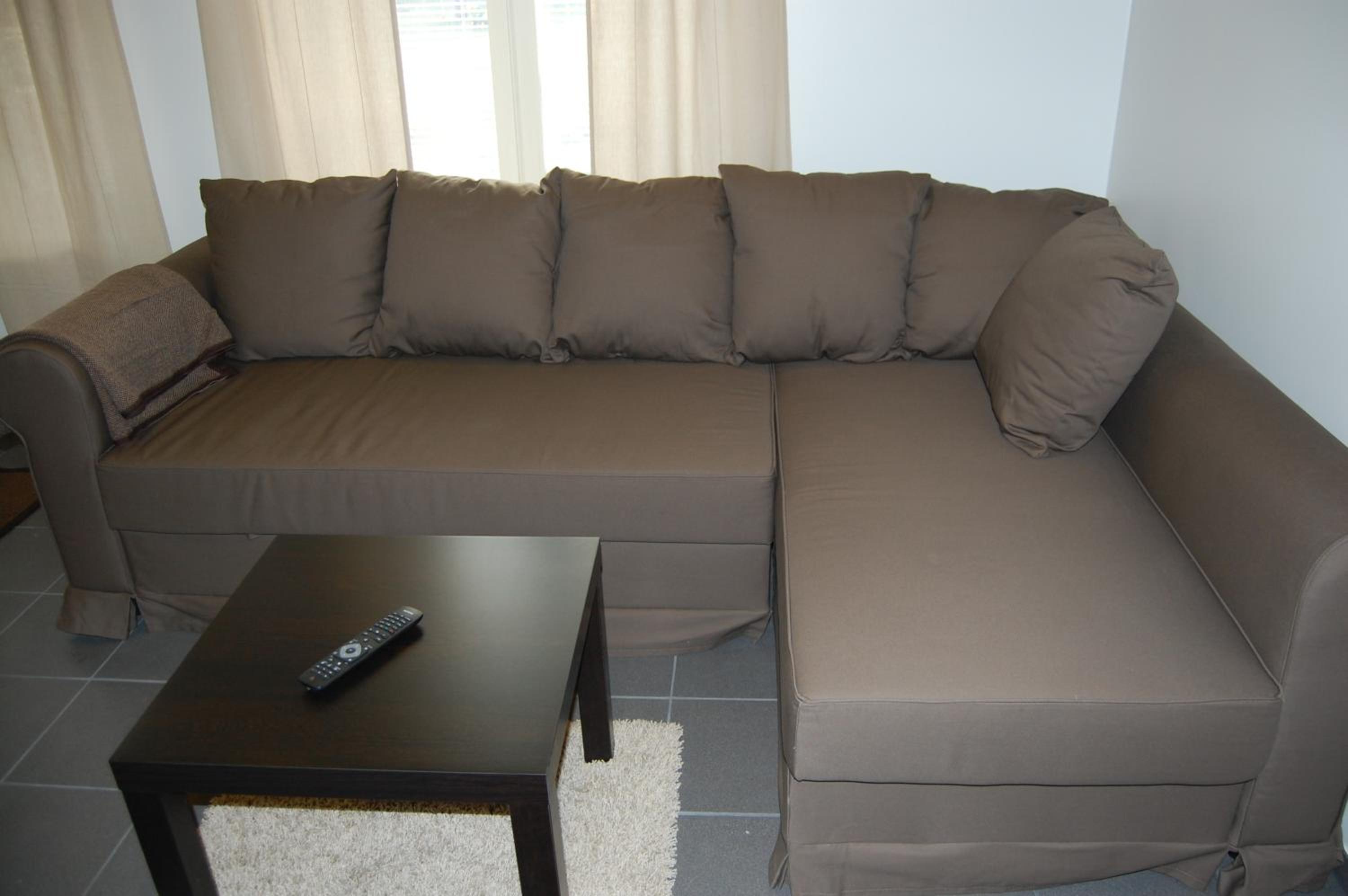 One-Bedroom Apartment - Photo 17