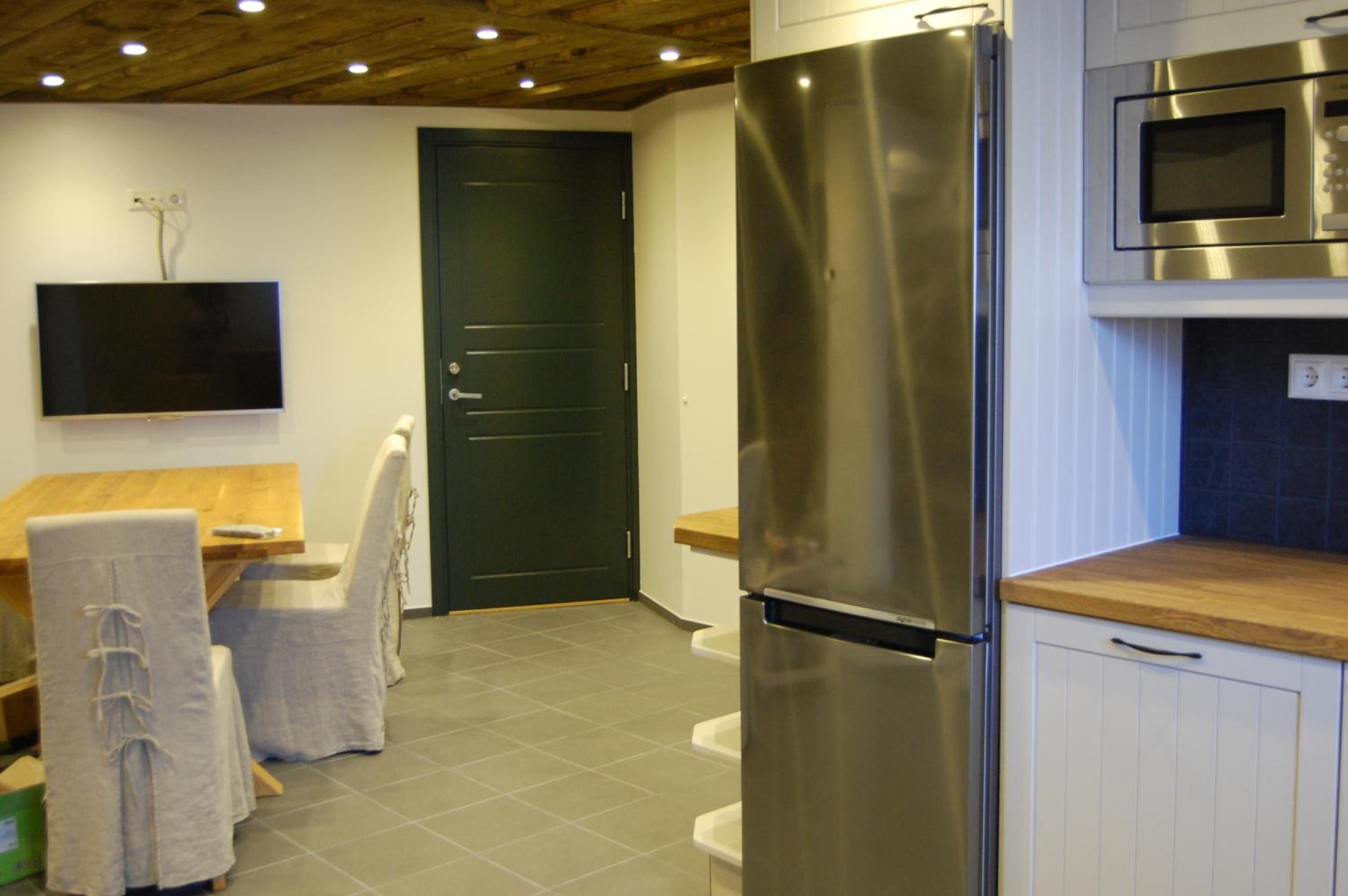 Superior Two-Bedroom Suite - Photo 23
