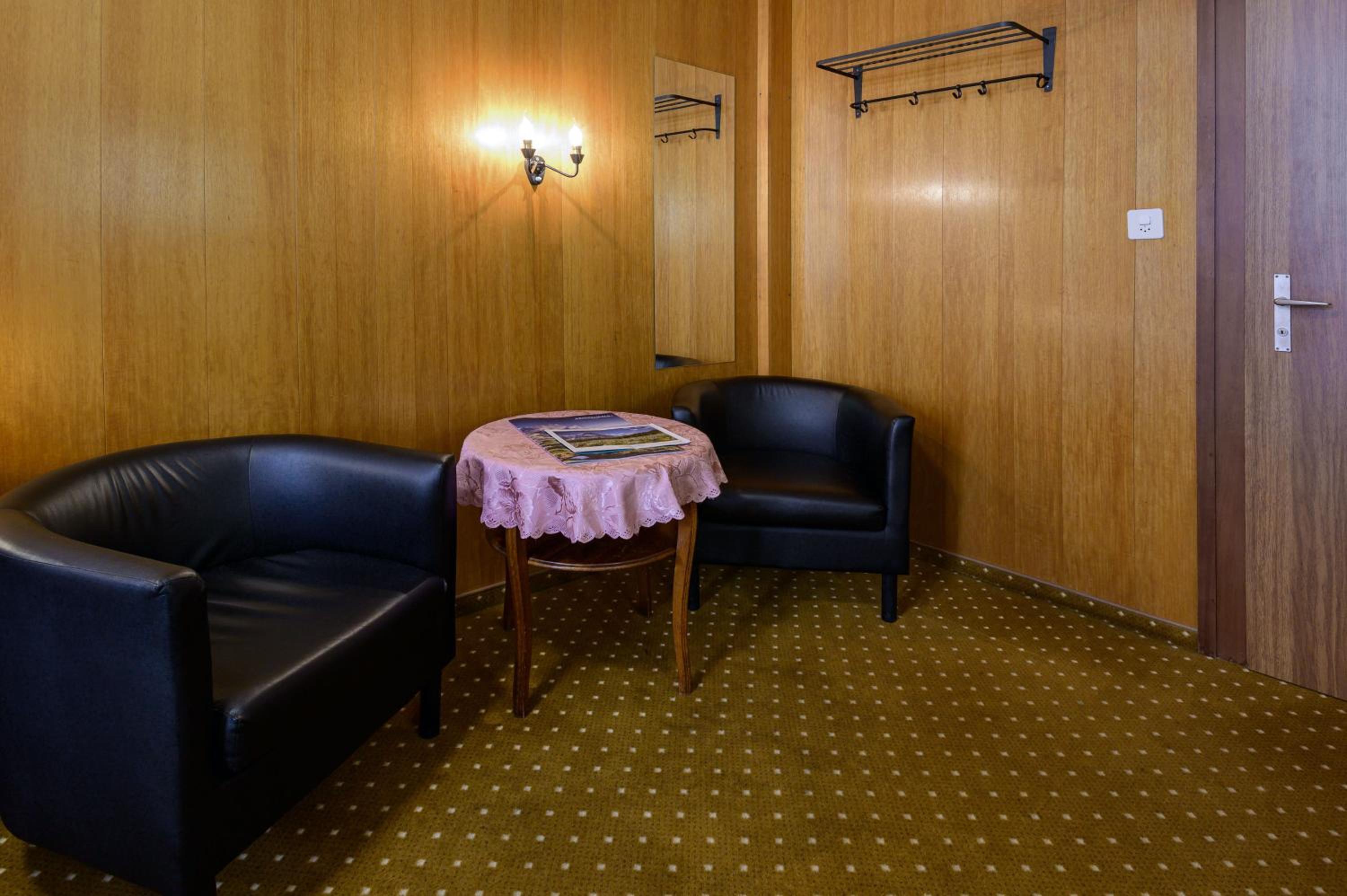 Twin/Double Standard Room photo 3