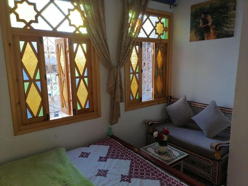 Budget Double Room with Shared Bathroom photo 3