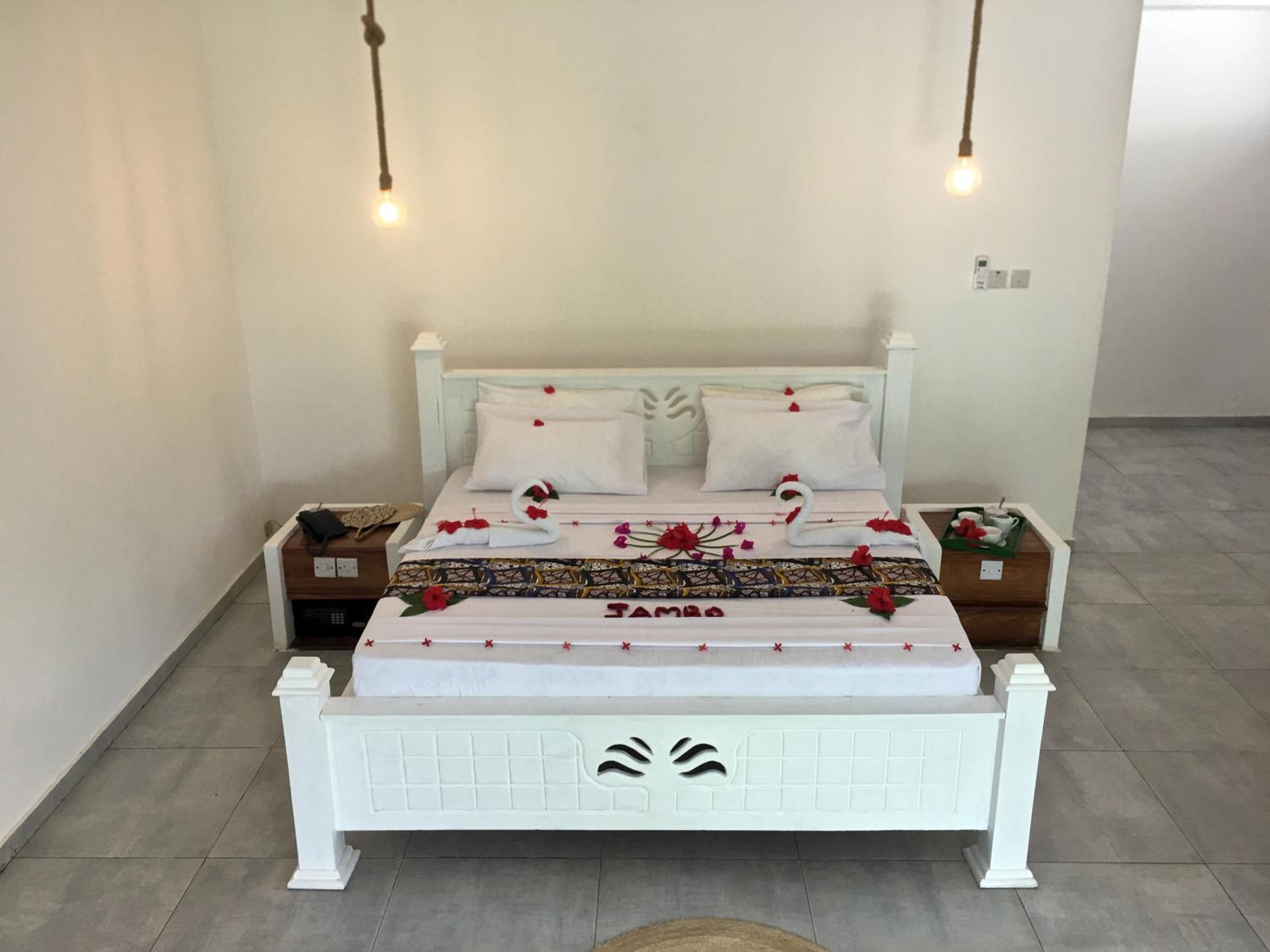 Deluxe King Room photo 1