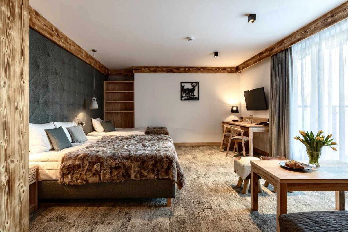 Deluxe Family Room - Photo 4