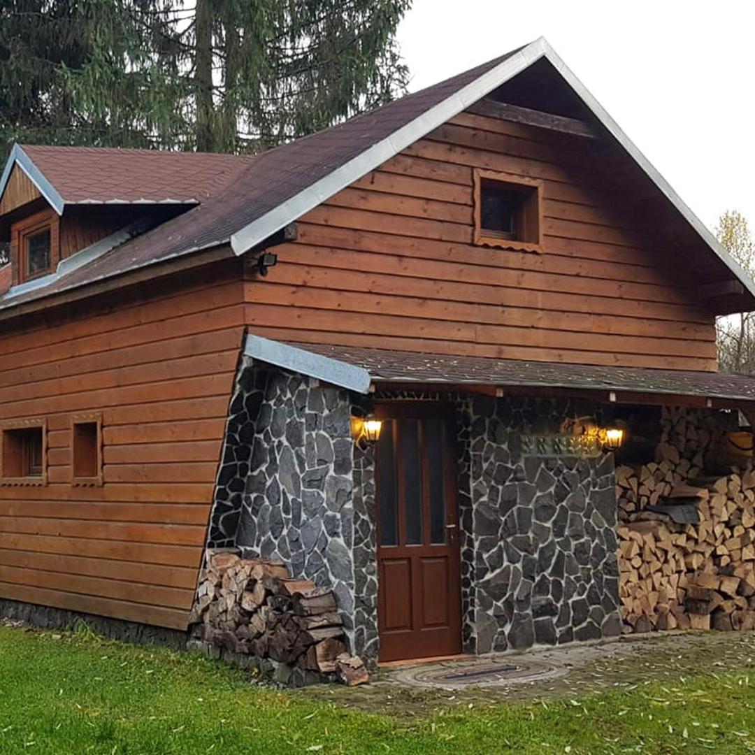 Three-Bedroom House photo 2