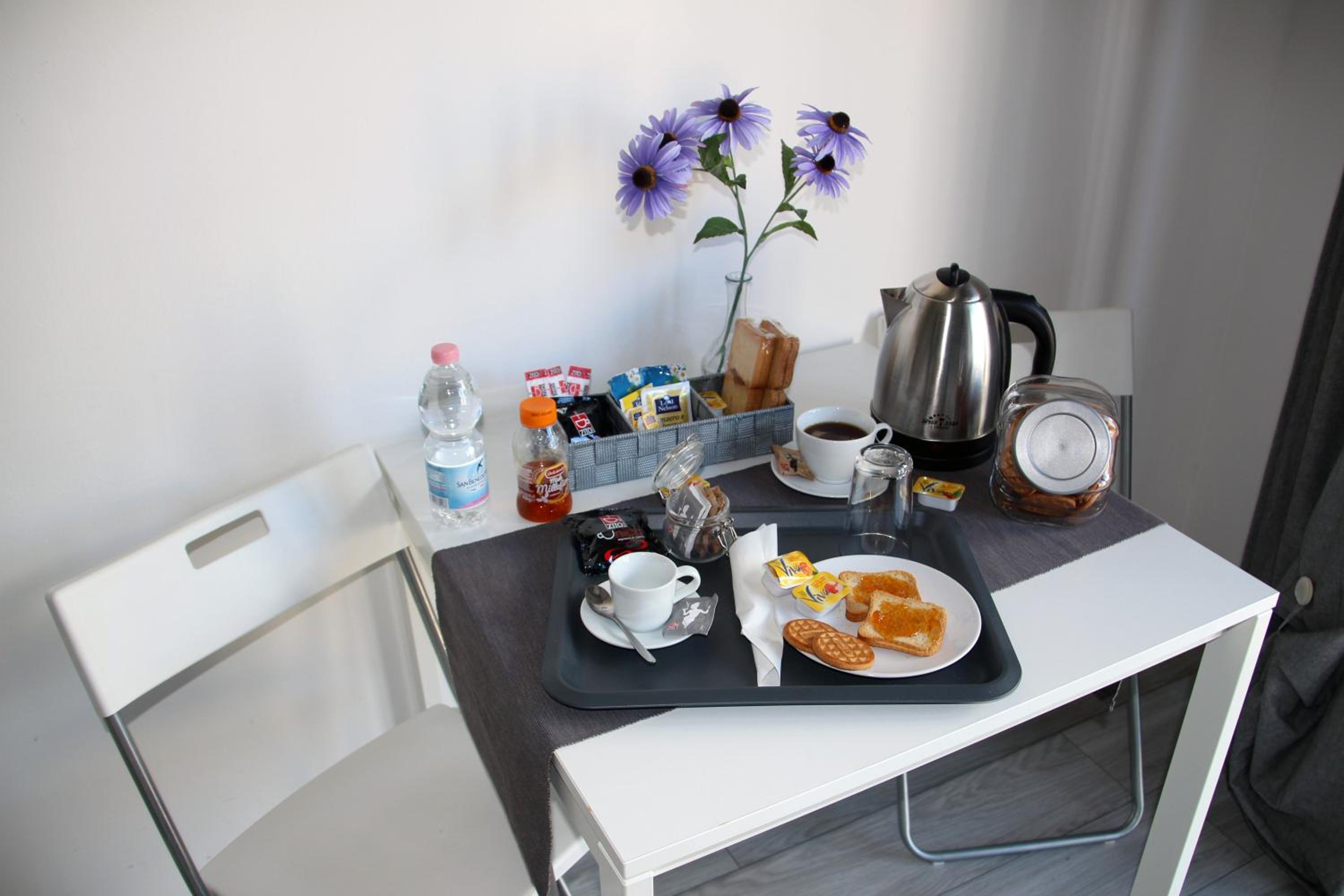 Double Room - Photo 32