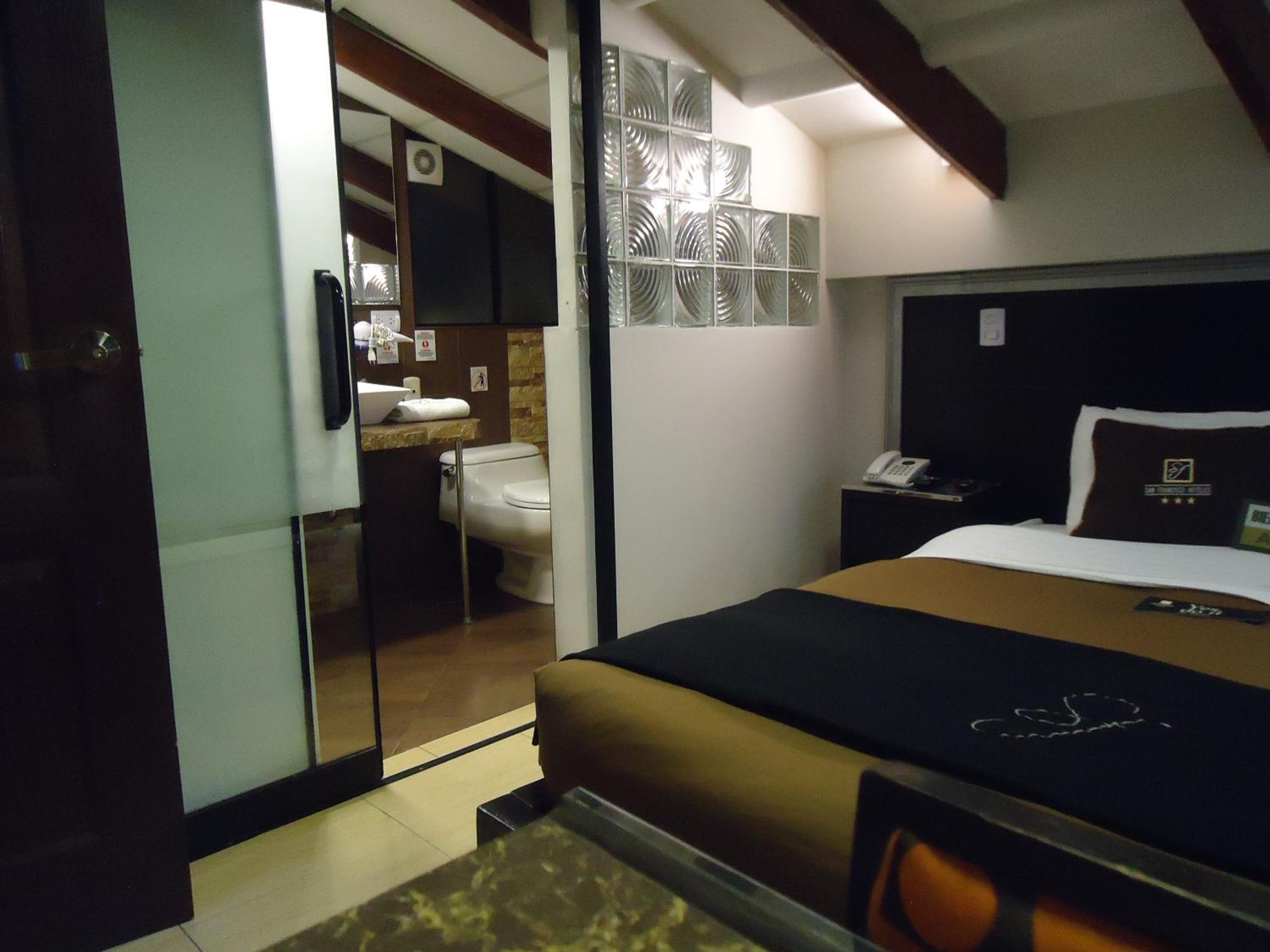 Double Room photo 3