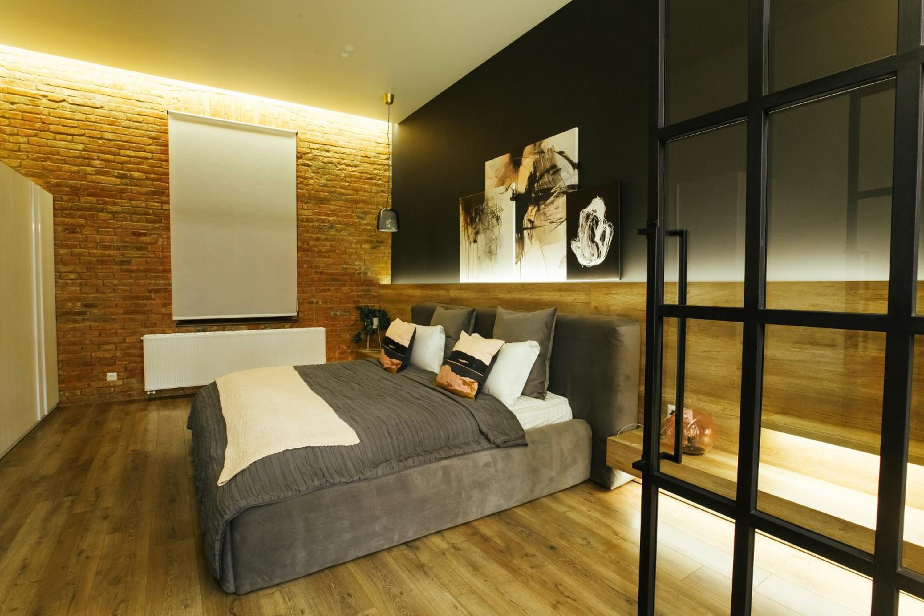 Deluxe Apartment photo 2