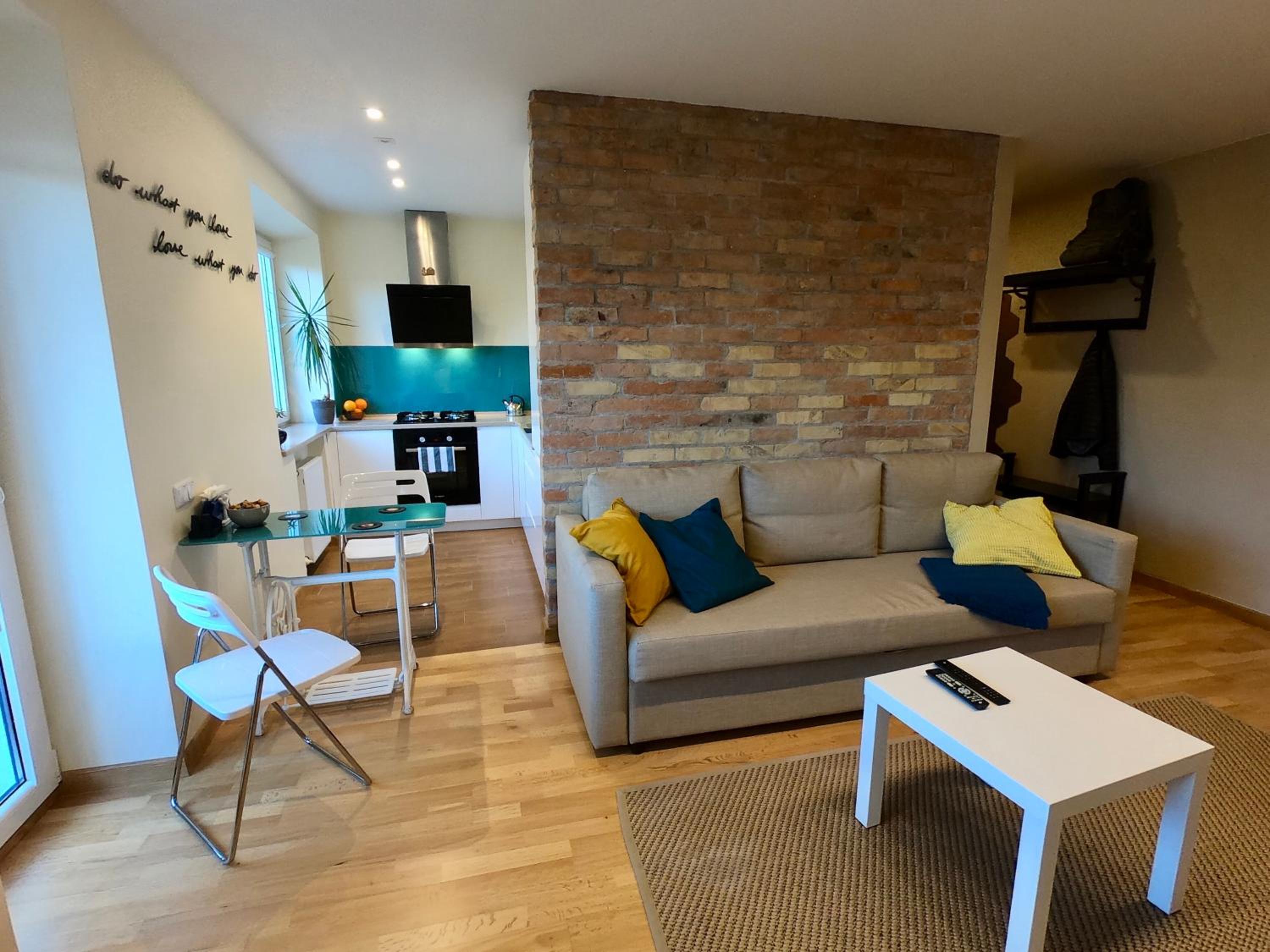 One-Bedroom Apartment