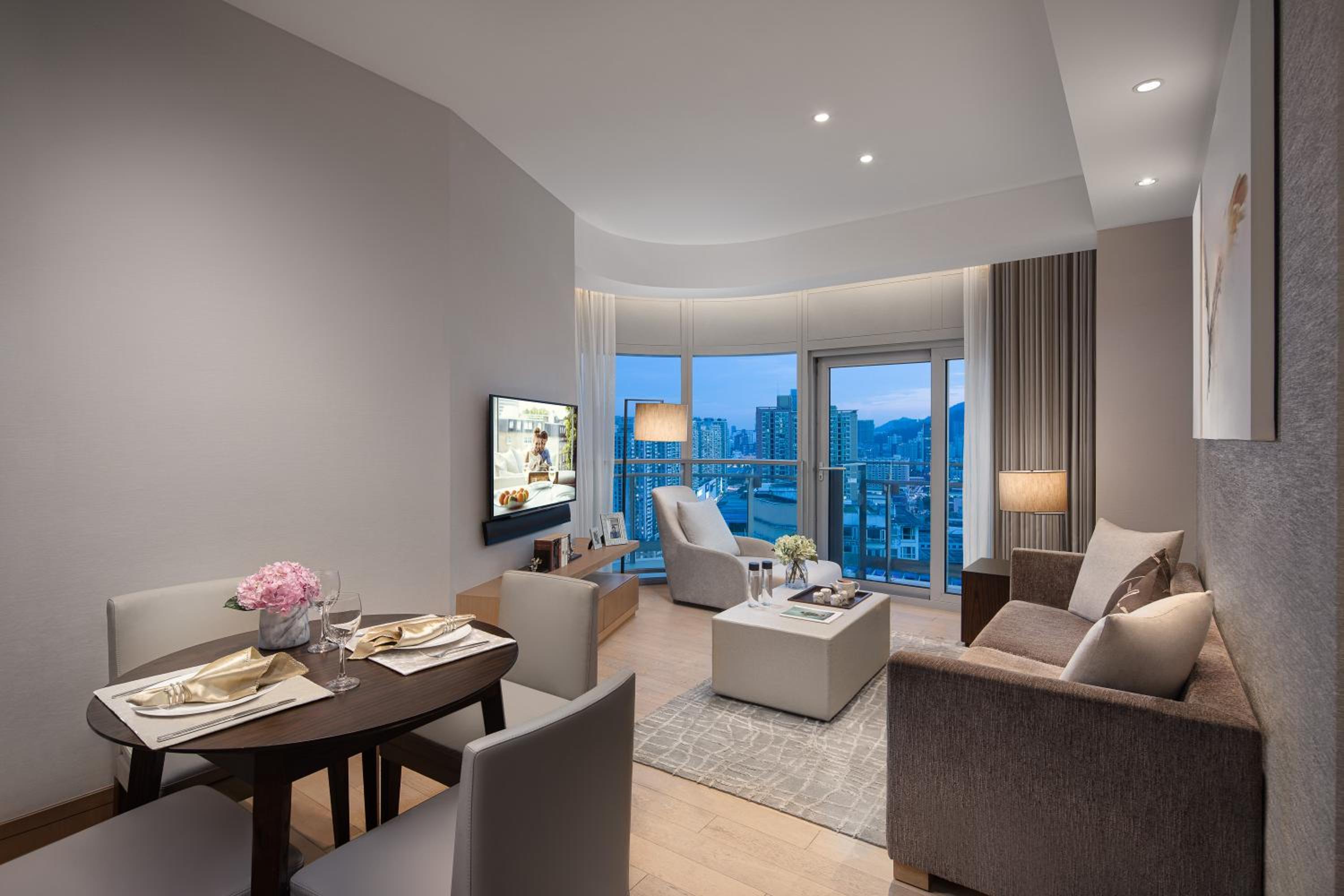 Two-Bedroom Premier photo 1