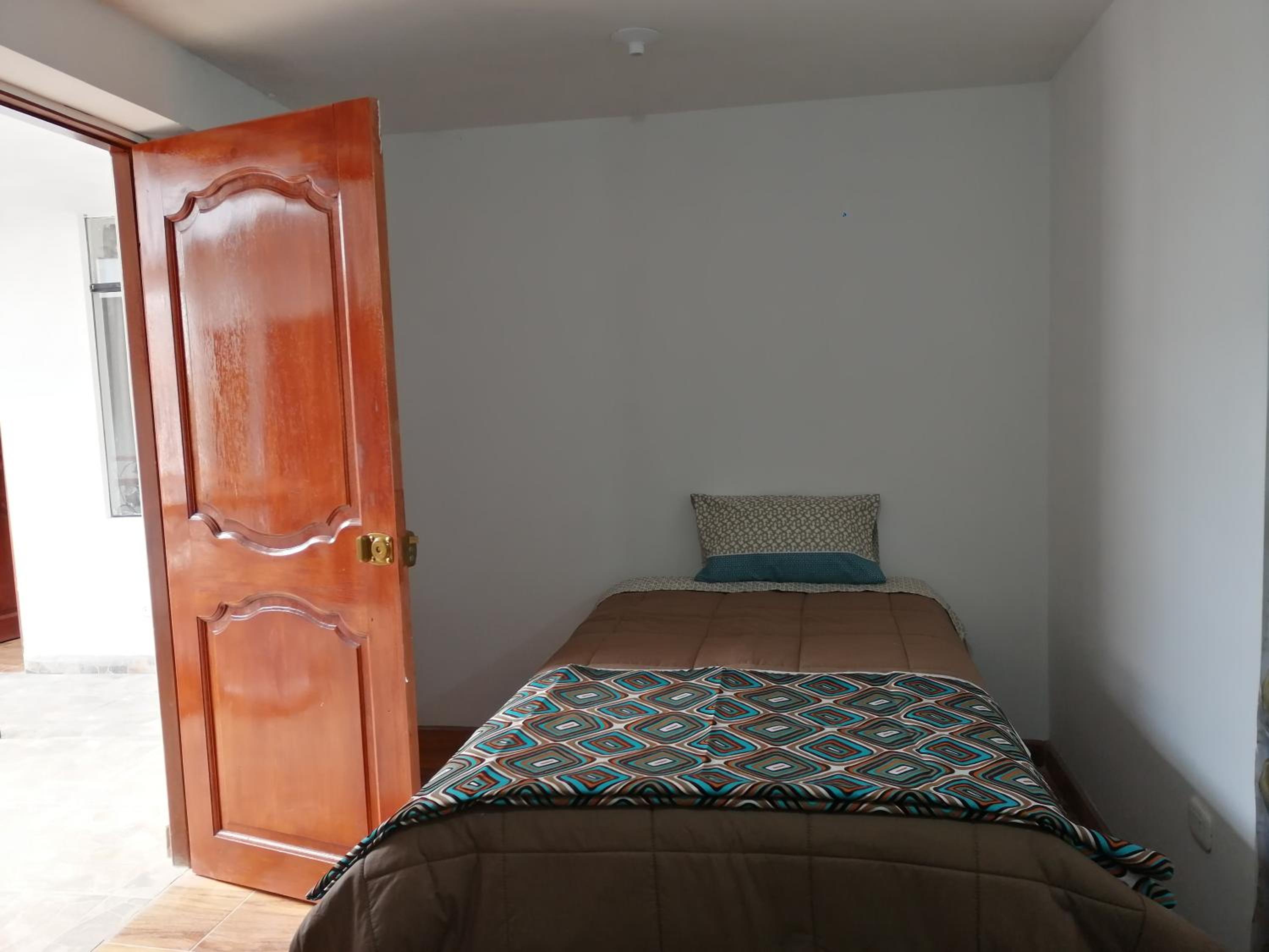 Single Room with Shared Bathroom